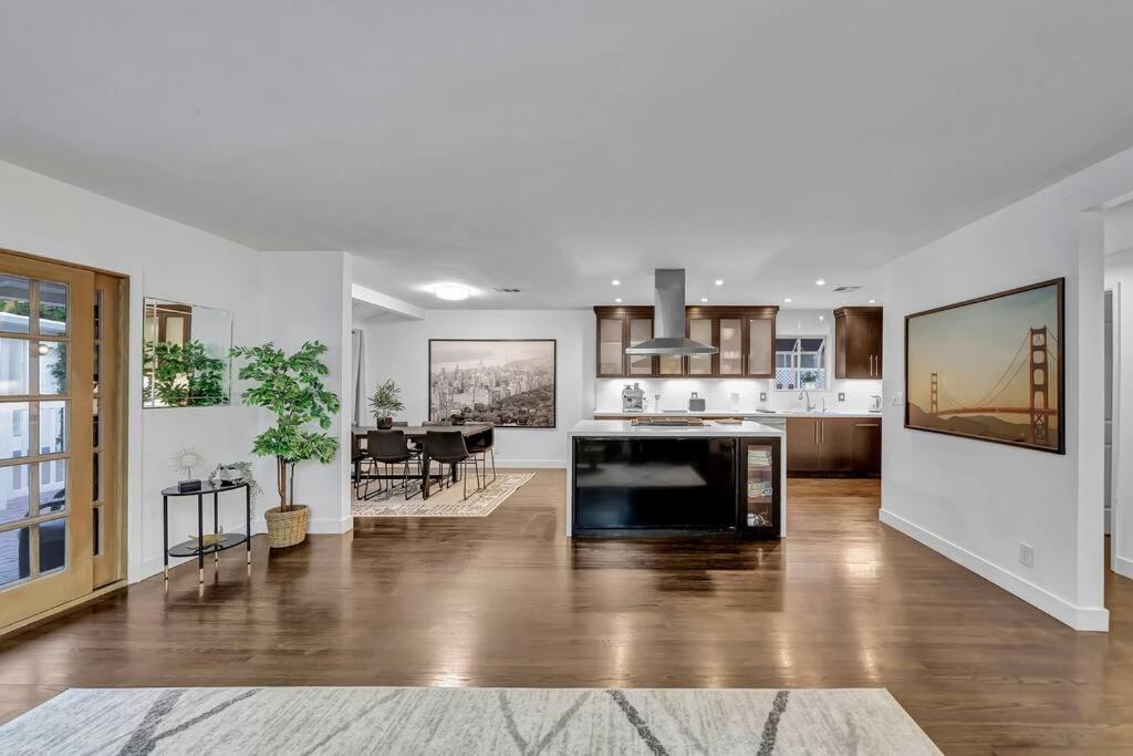 Eden - Woodland Hills