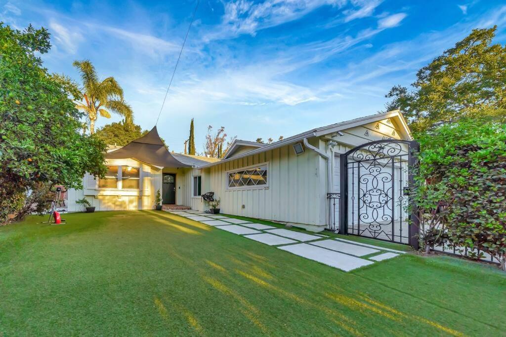 Eden - Woodland Hills Holiday home *