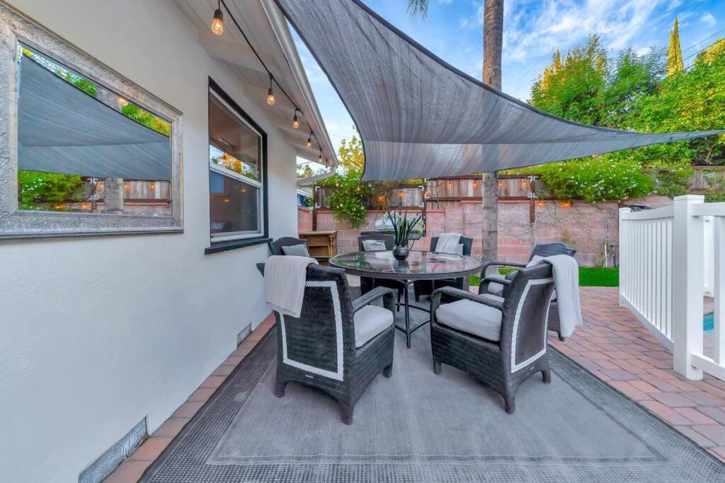Eden - Woodland Hills * Los Angeles