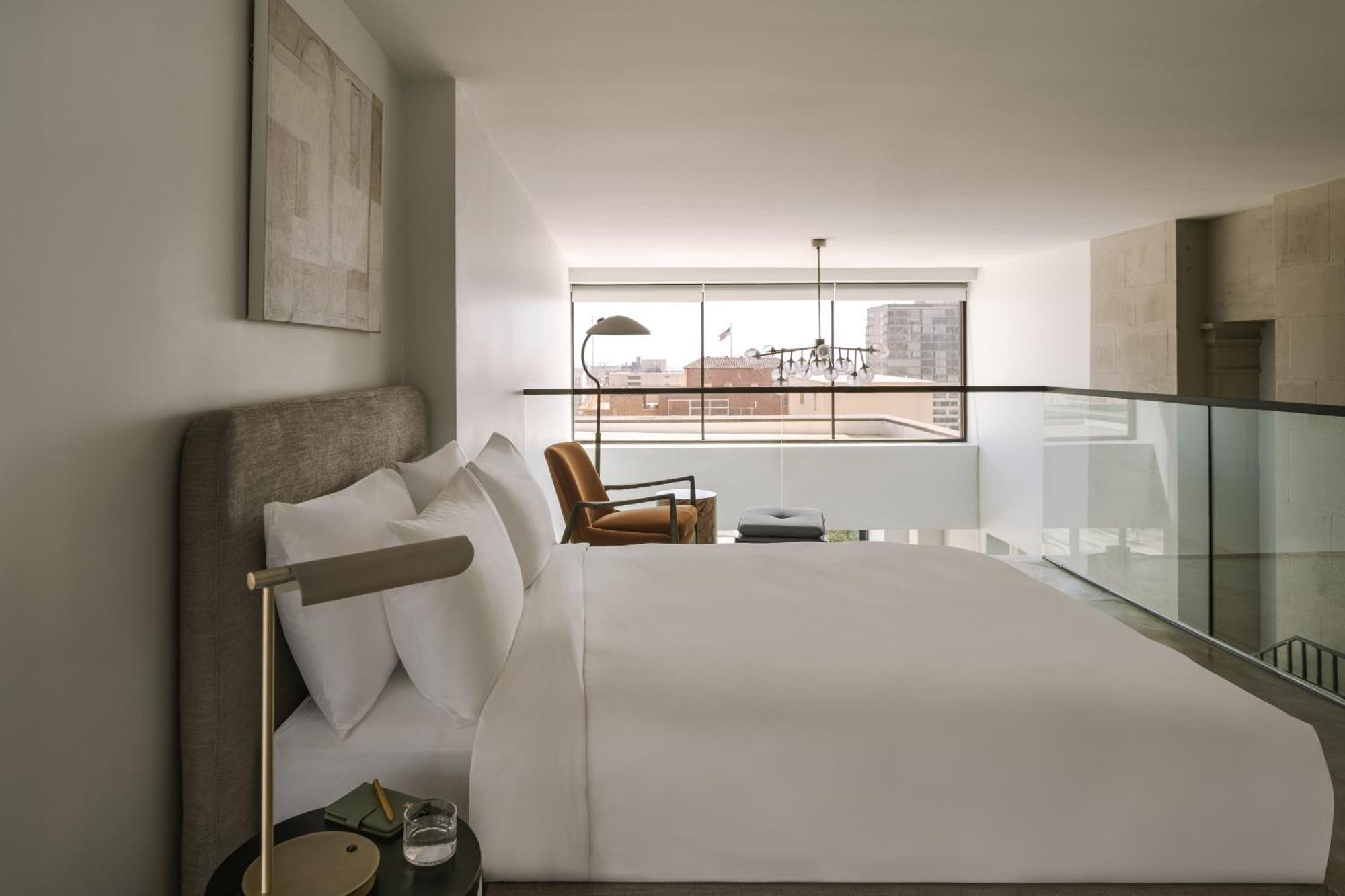 Sonder The Winfield Aparthotel 4*