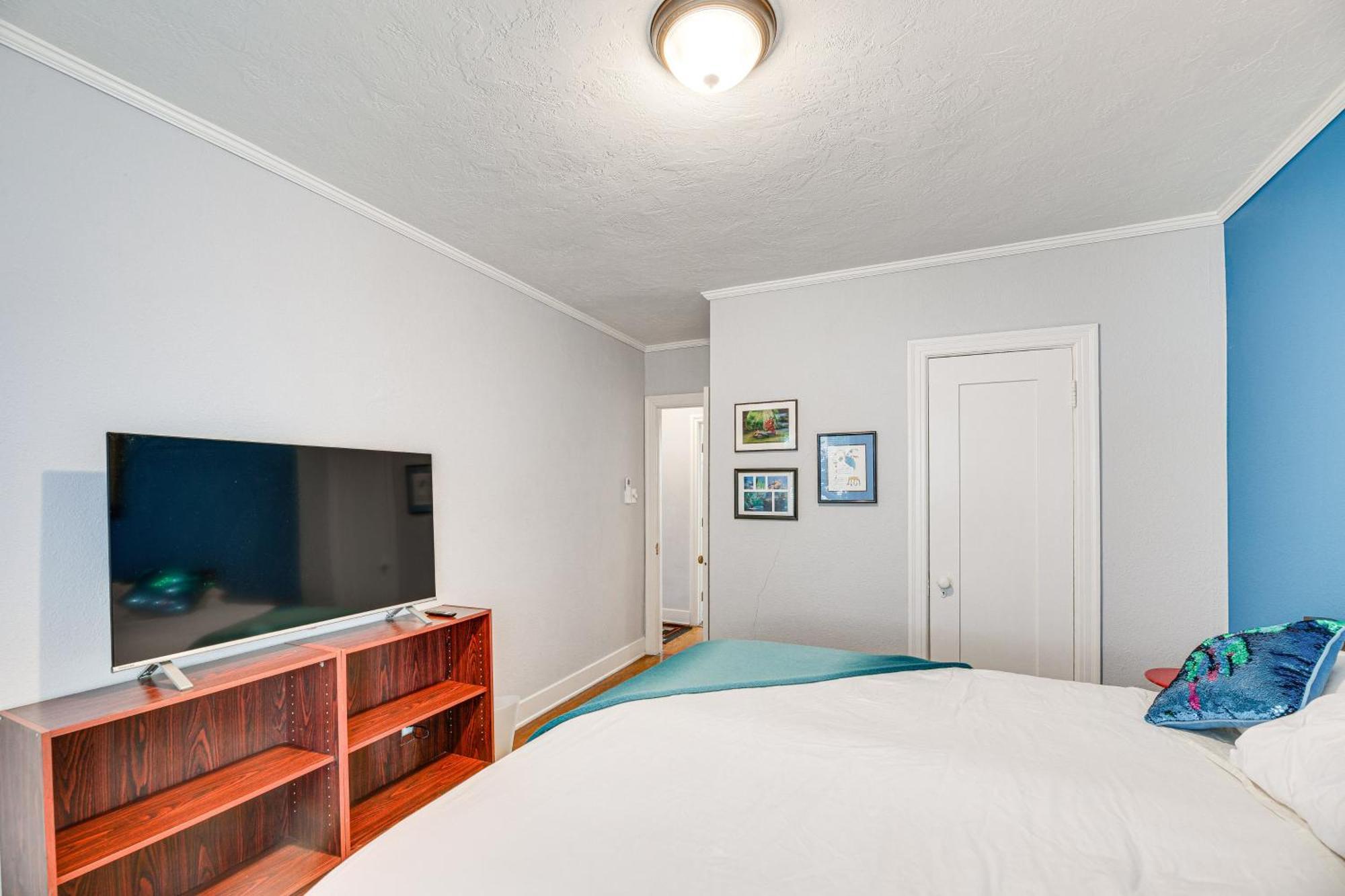 Holiday home Classic Angeles 2 Blocks To Melrose Ave!