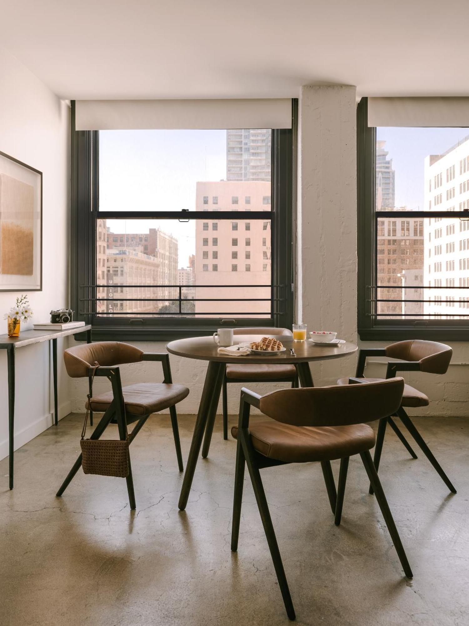 Sonder The Winfield Aparthotel Los Angeles