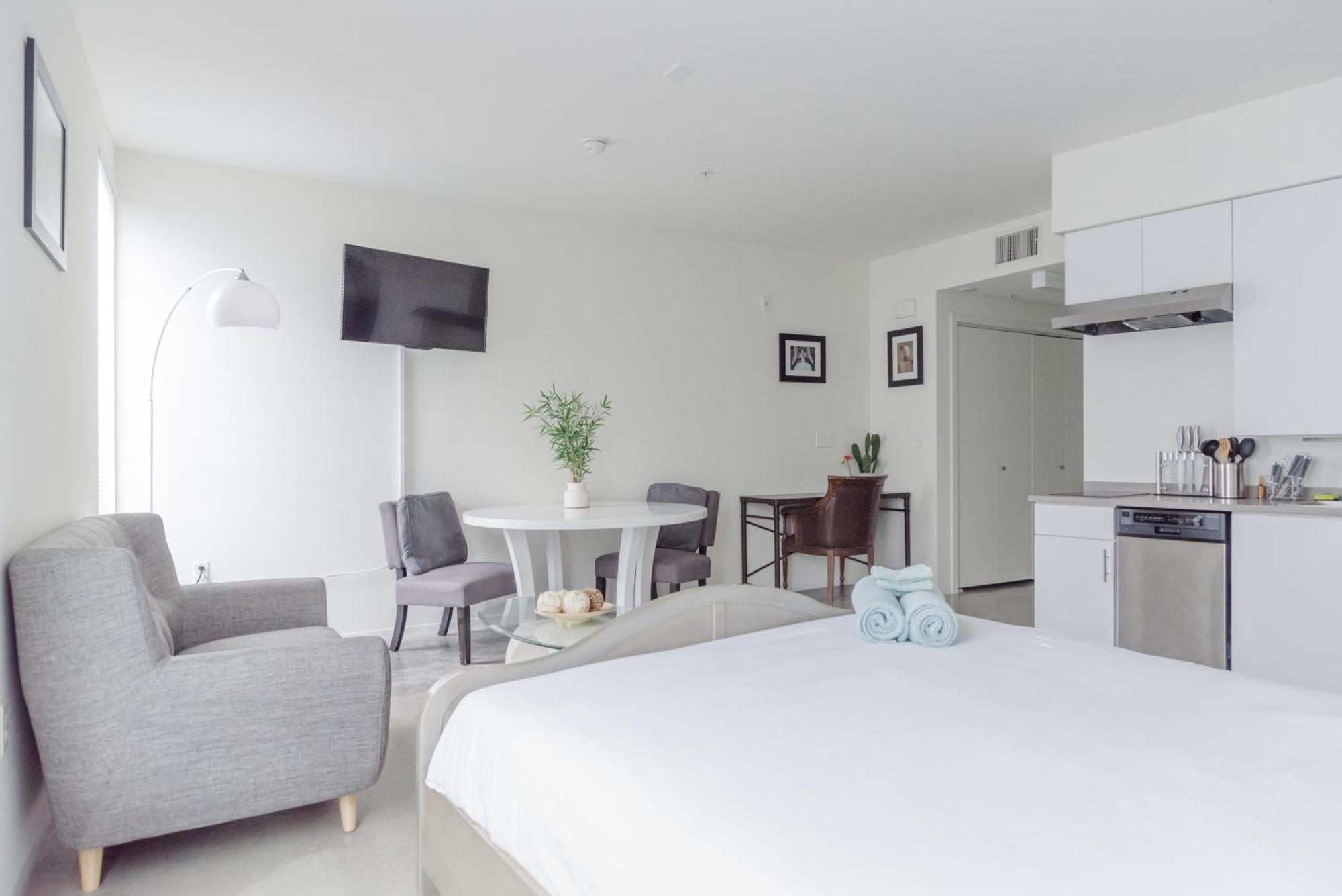 Little Tokyo Apartment