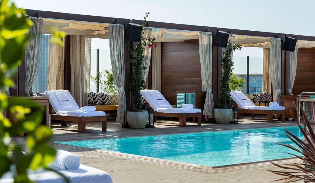 Dream Hollywood Hotel