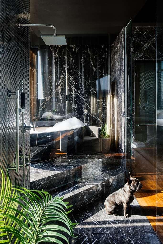 Dream Hollywood Hotel Los Angeles