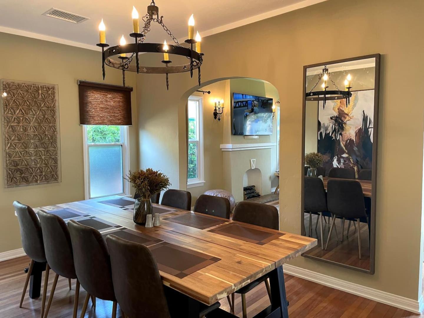 Rustic 3br 2ba La Near Lax * Los Angeles