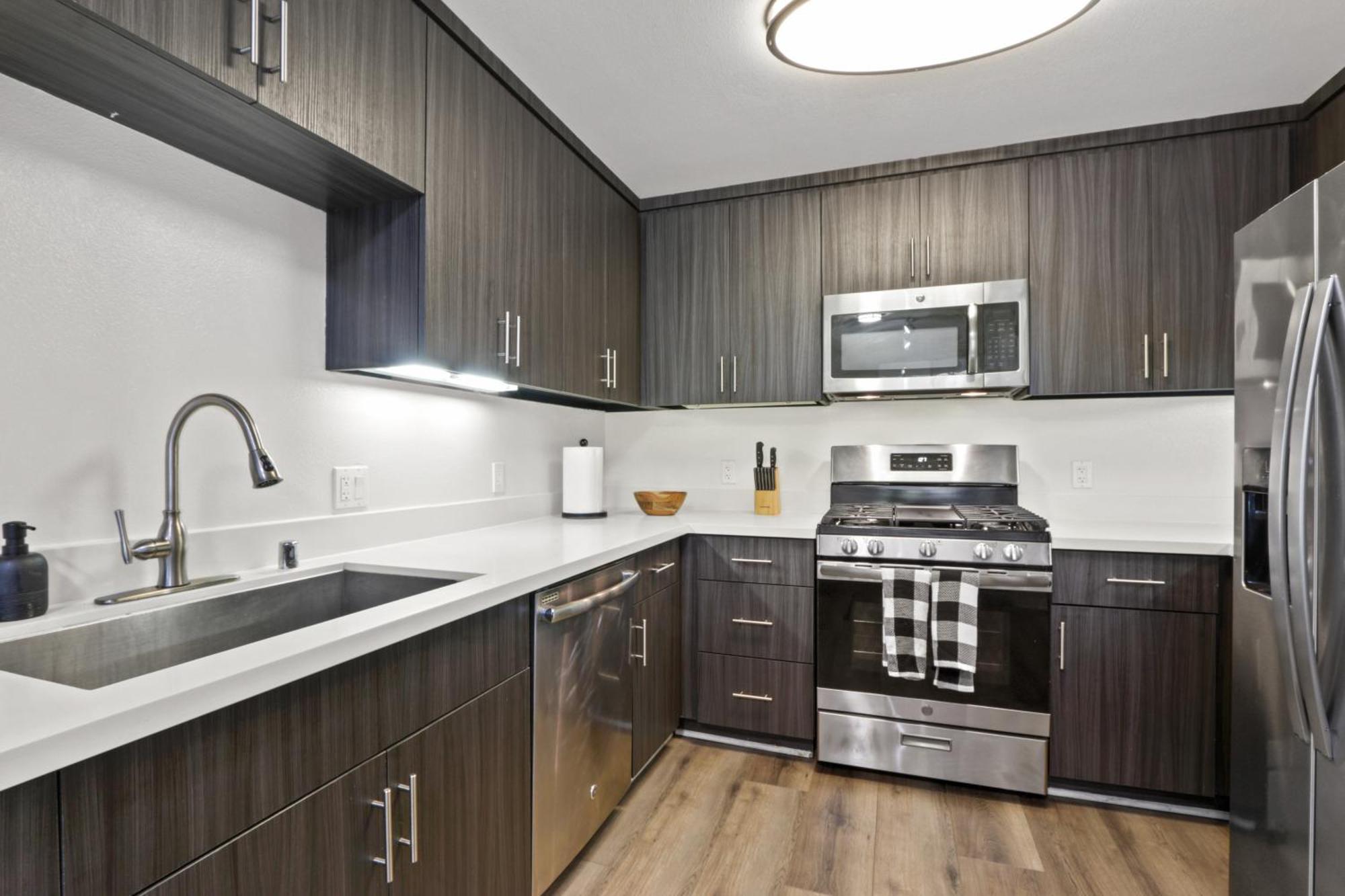 4bd Townhouse - Special Limited Time Offer Near Venice Beach! *