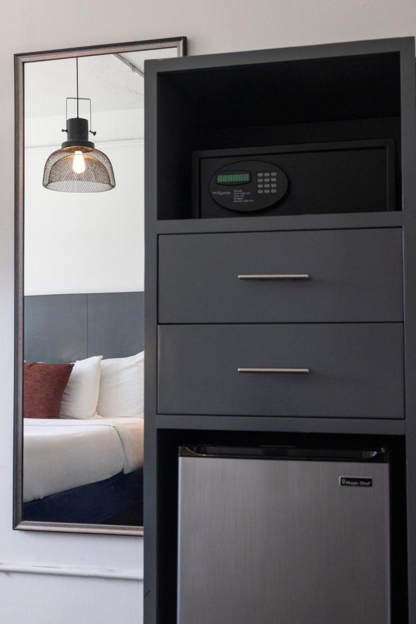 Hotel American 2*