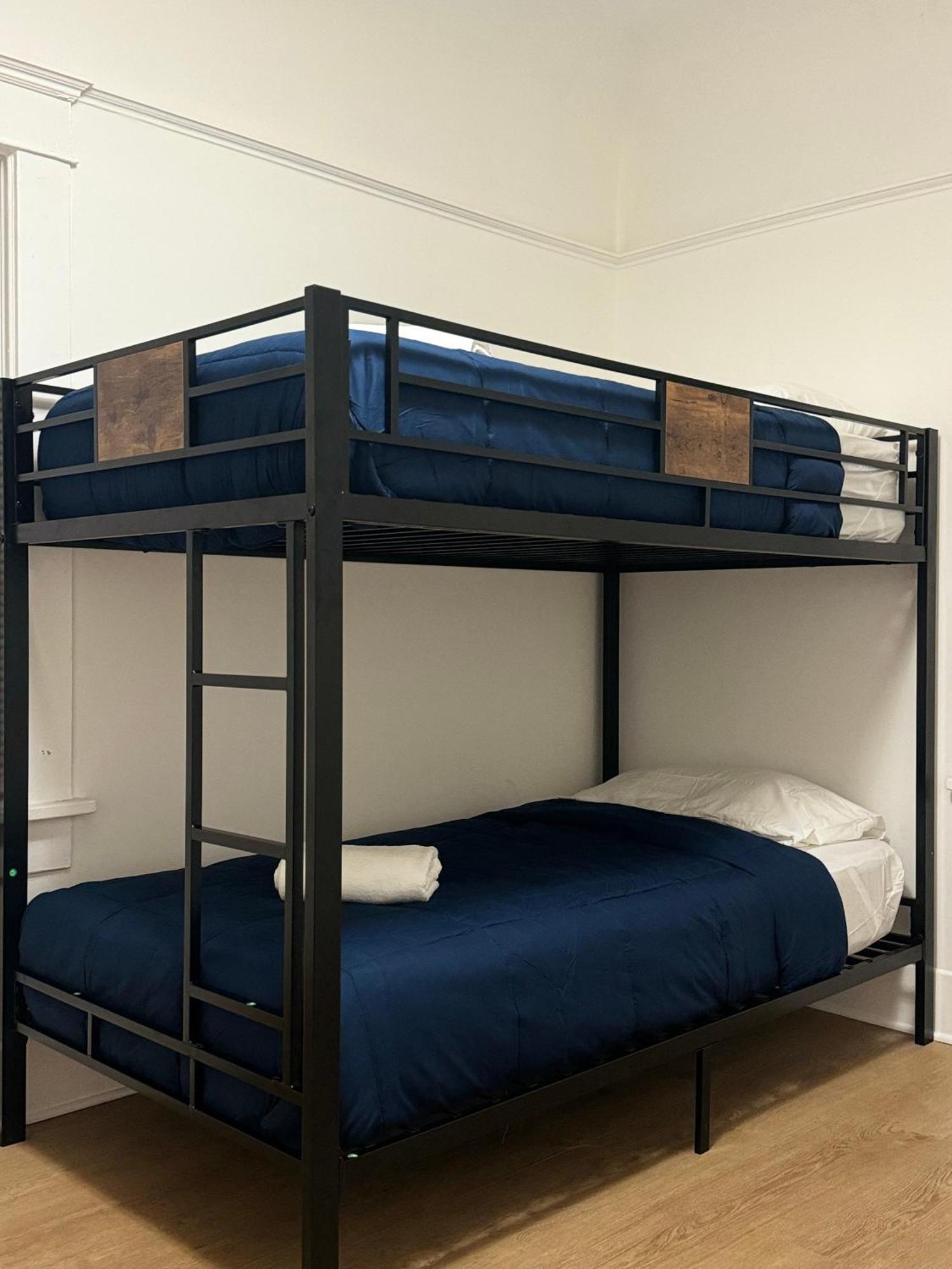 White House Hostel Los Angeles