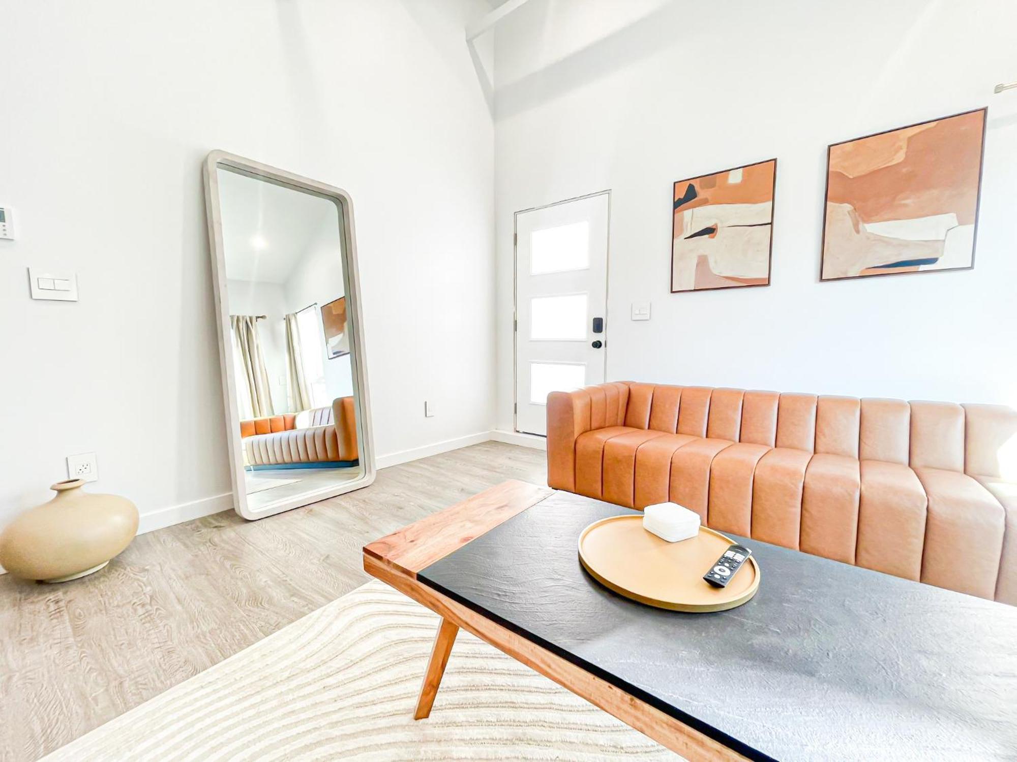 Tranquil 1 Bedroom Retreat Near Lax -sh4-ww * Los Angeles