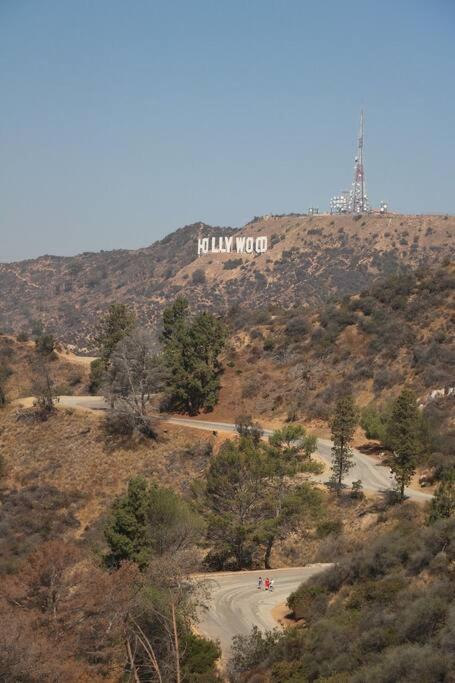 Apartment Spacious And Modern 3 Bedroom 2 Unit Los Angeles