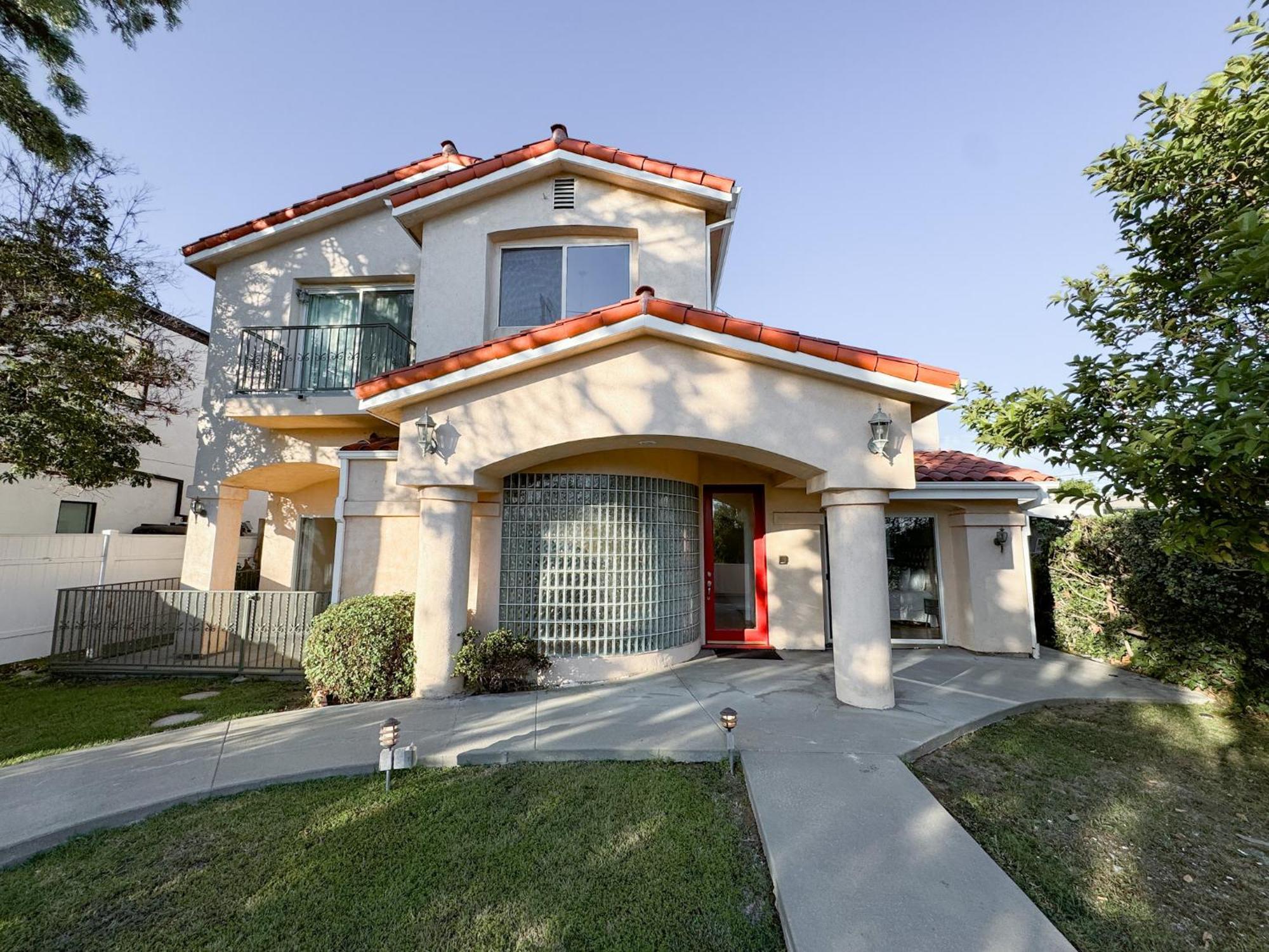 Villa Cozy La Haven With Backyard Oasis *