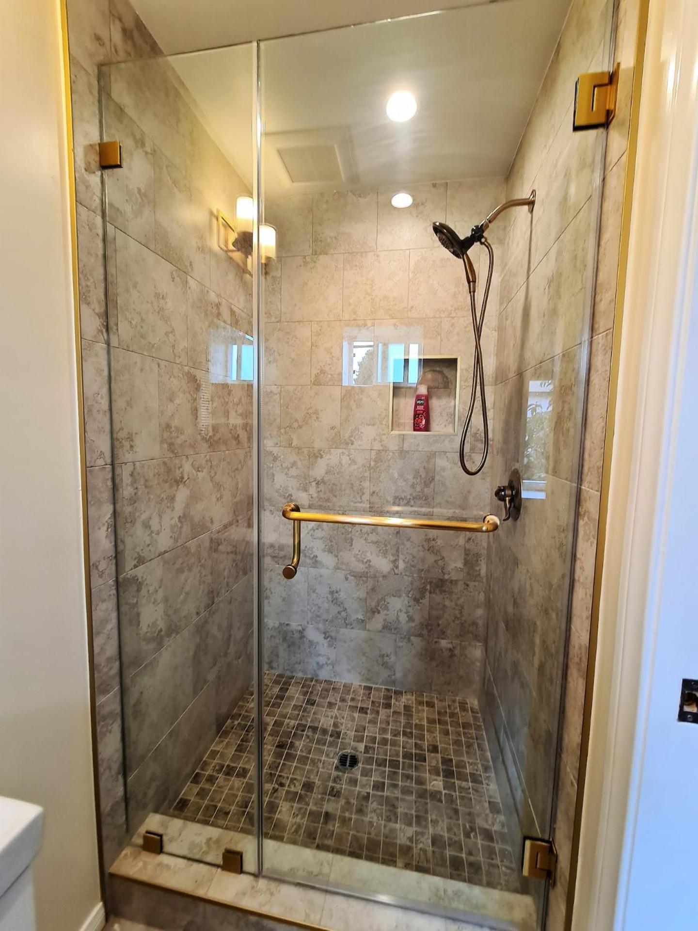 Prime La 2 Bedroom & 3 Bath Beverly Hills Adj