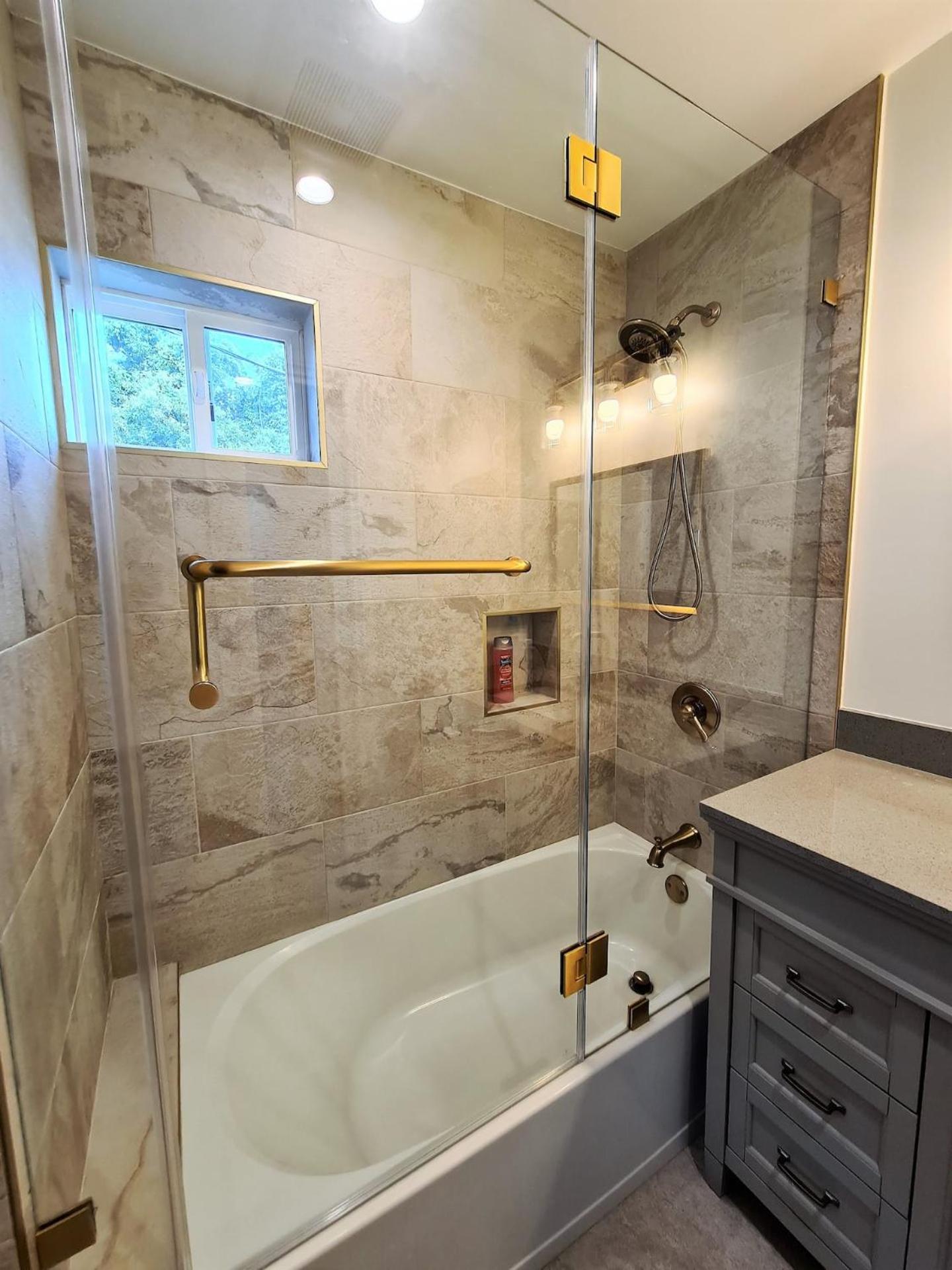 Prime La 2 Bedroom & 3 Bath Beverly Hills Adj Los Angeles