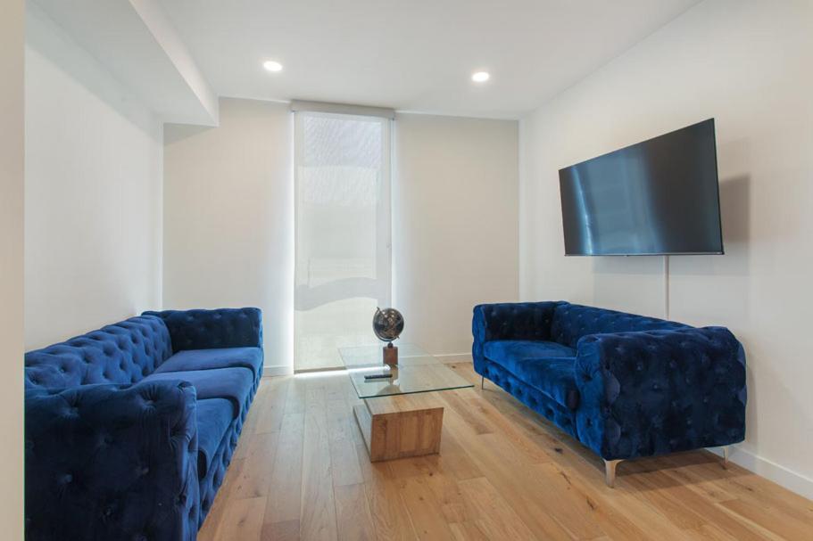 Modern 1 Bedroom