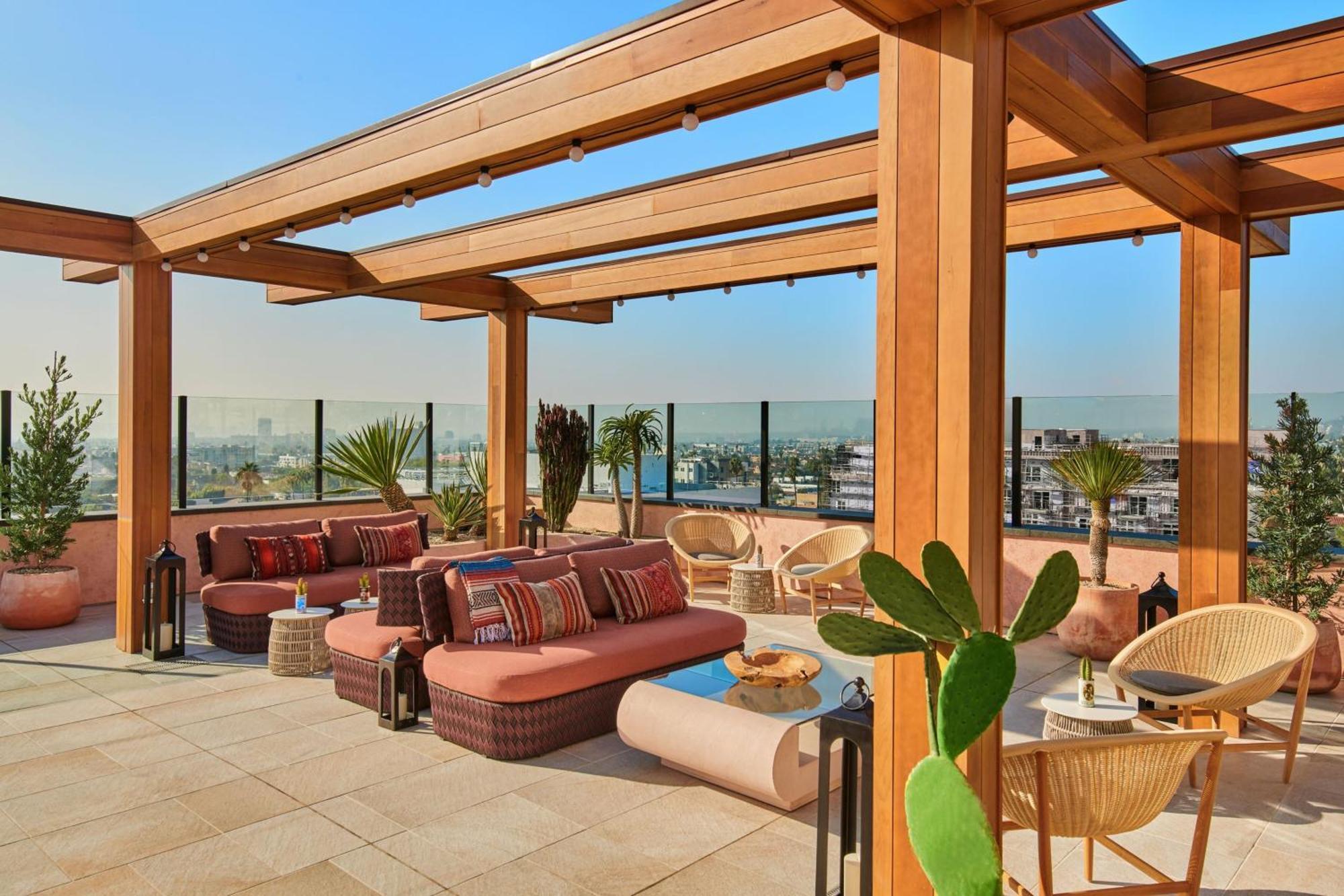 Hollywood Volume, A Tribute Portfolio 4* Los Angeles