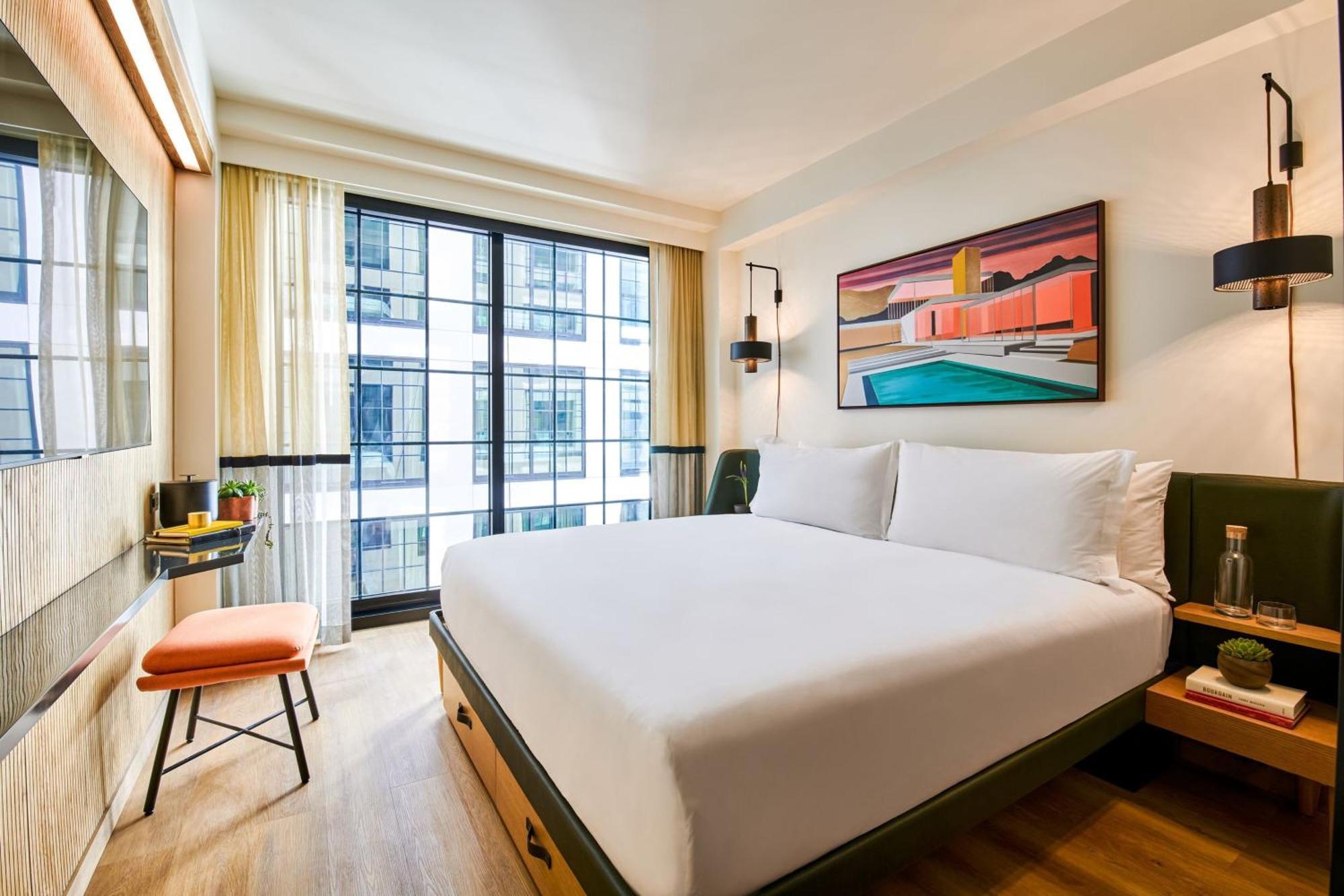 Hotel Hollywood Volume, A Tribute Portfolio