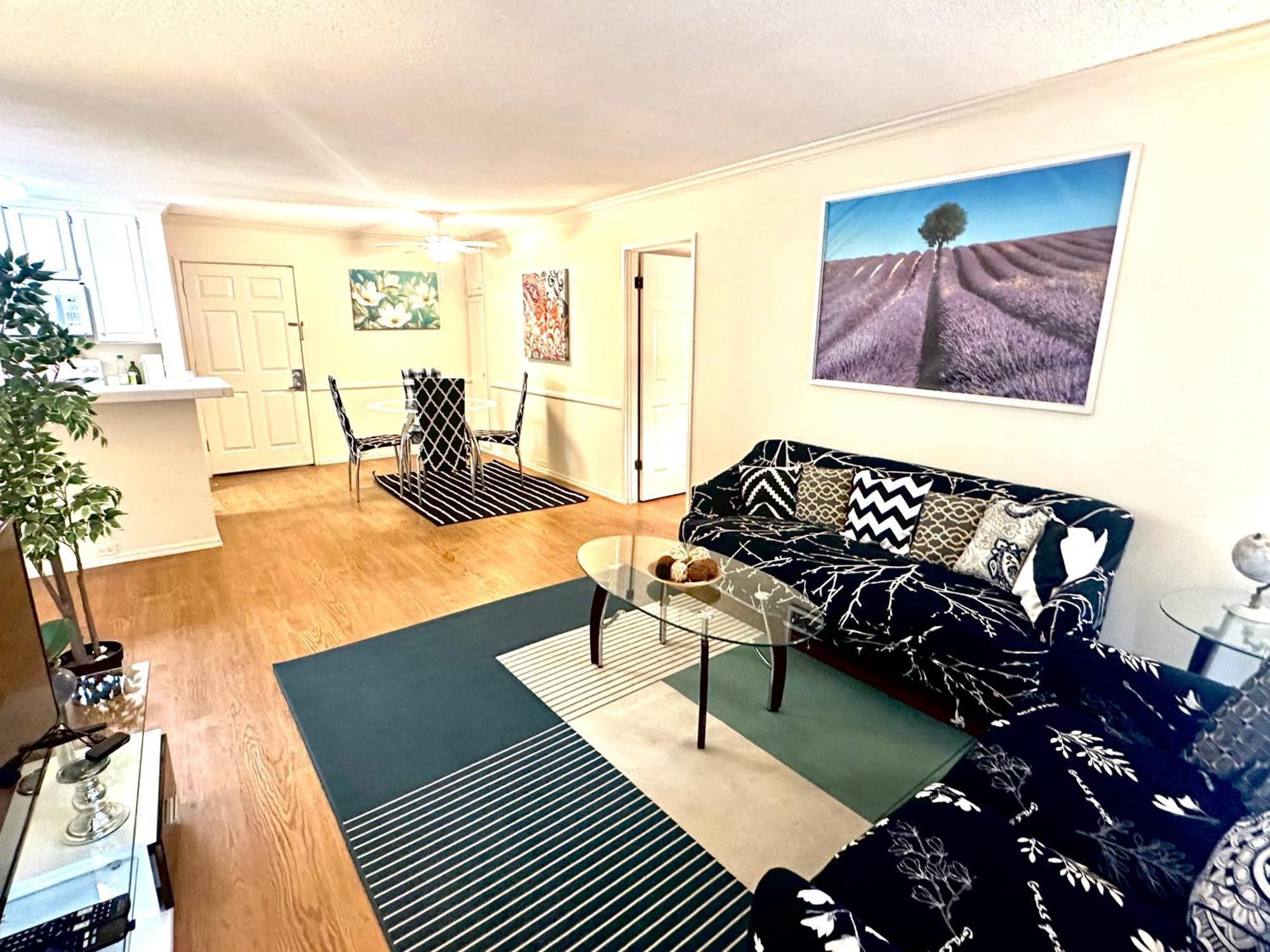 Marina Breeze 2 Bedroom Apt With 2 Bathroom Apartment Los Angeles