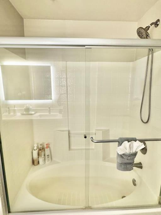 Aparthotel Cozy Large 1 Bedroom By Ucla