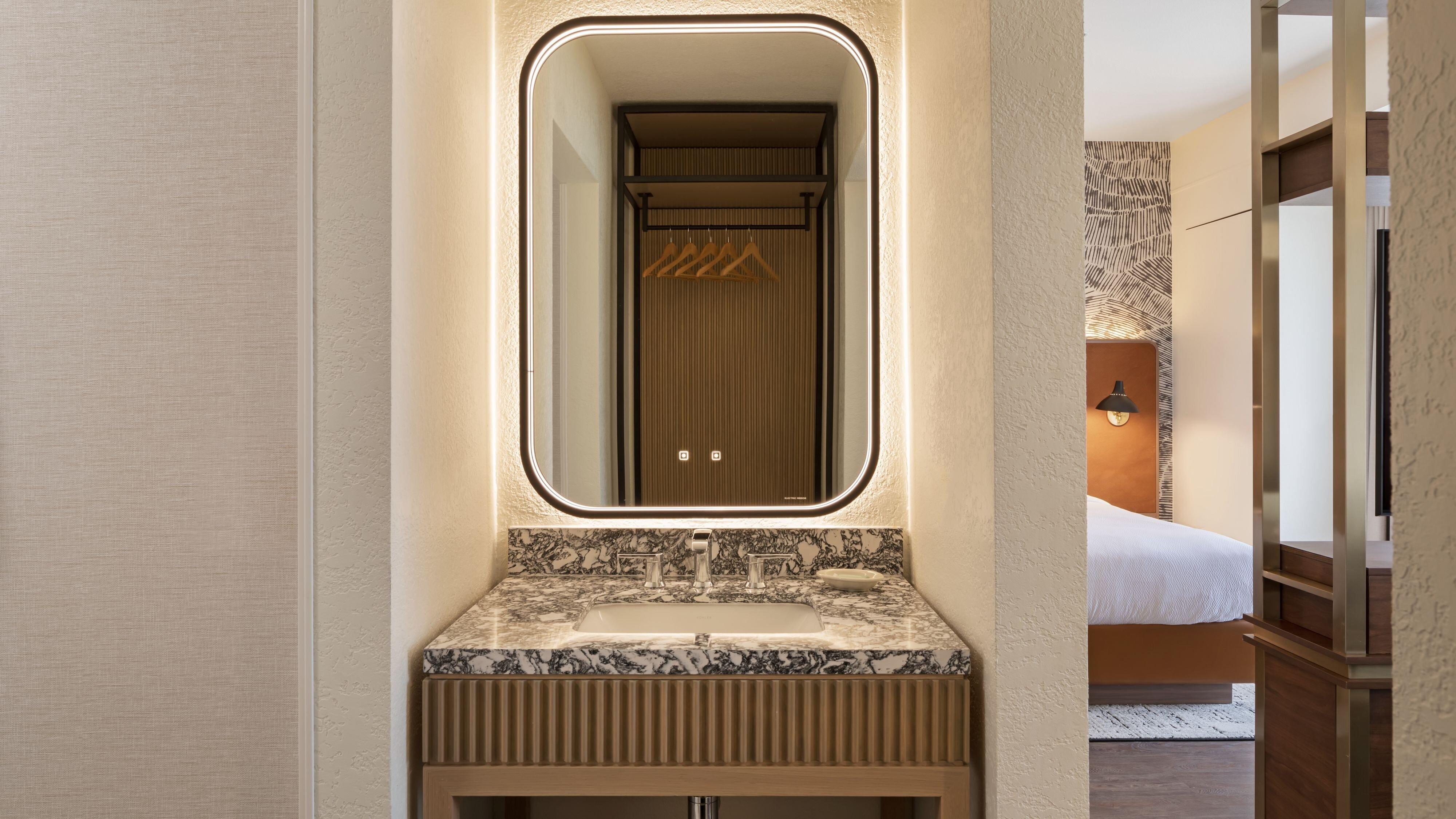 Burton House, Beverly Hills, A Tribute Portfolio Hotel Los Angeles