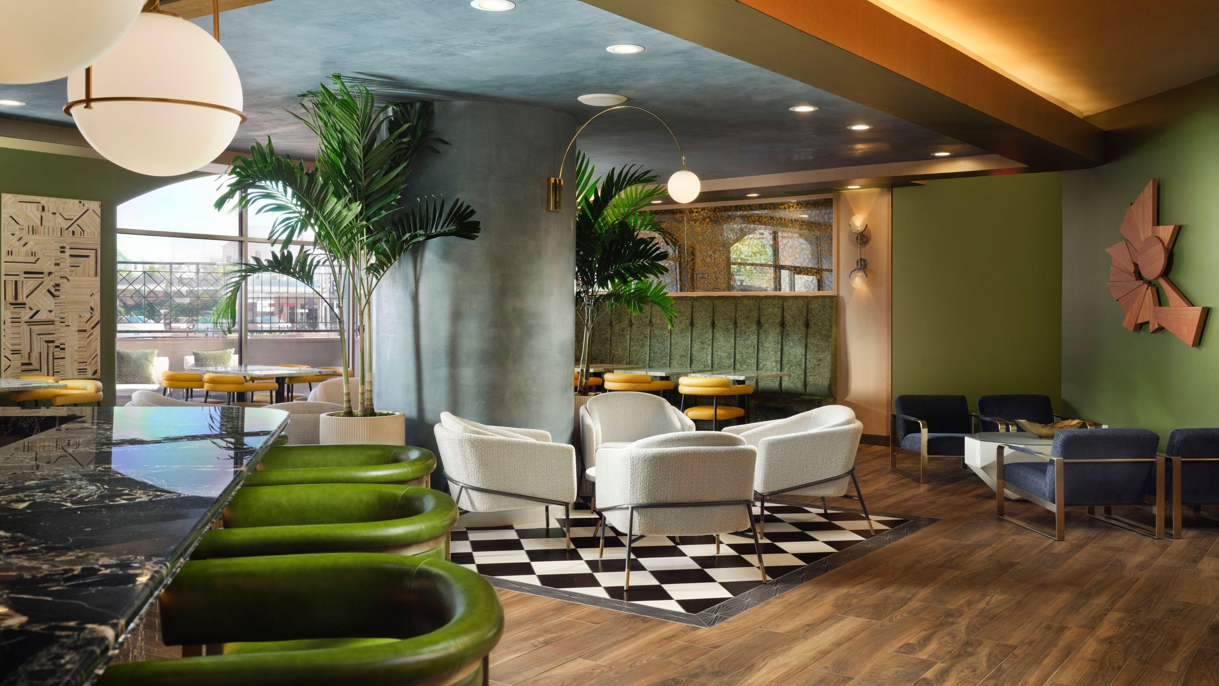 Hotel Burton House, Beverly Hills, A Tribute Portfolio