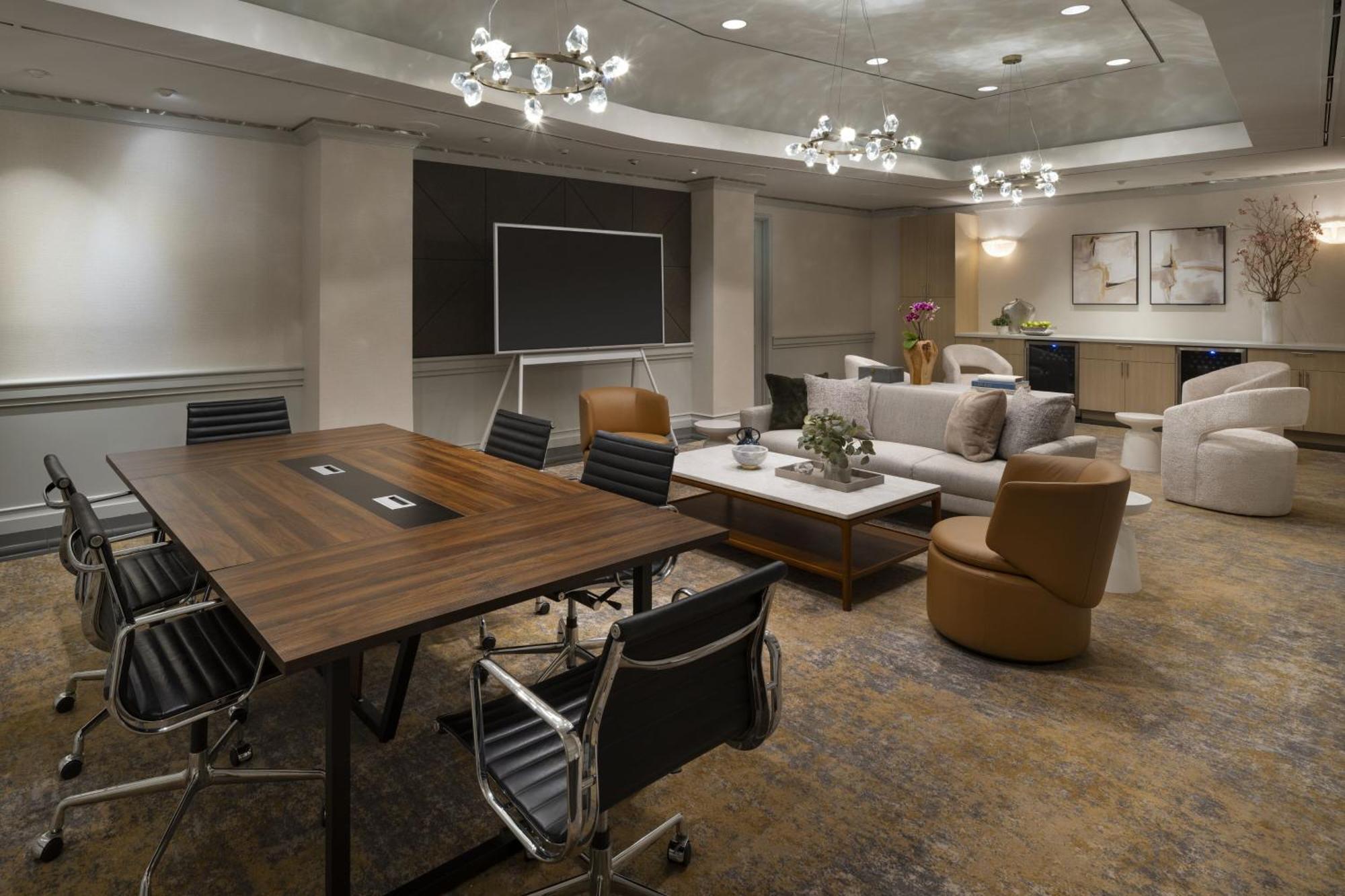 Sheraton Universal 4* Los Angeles