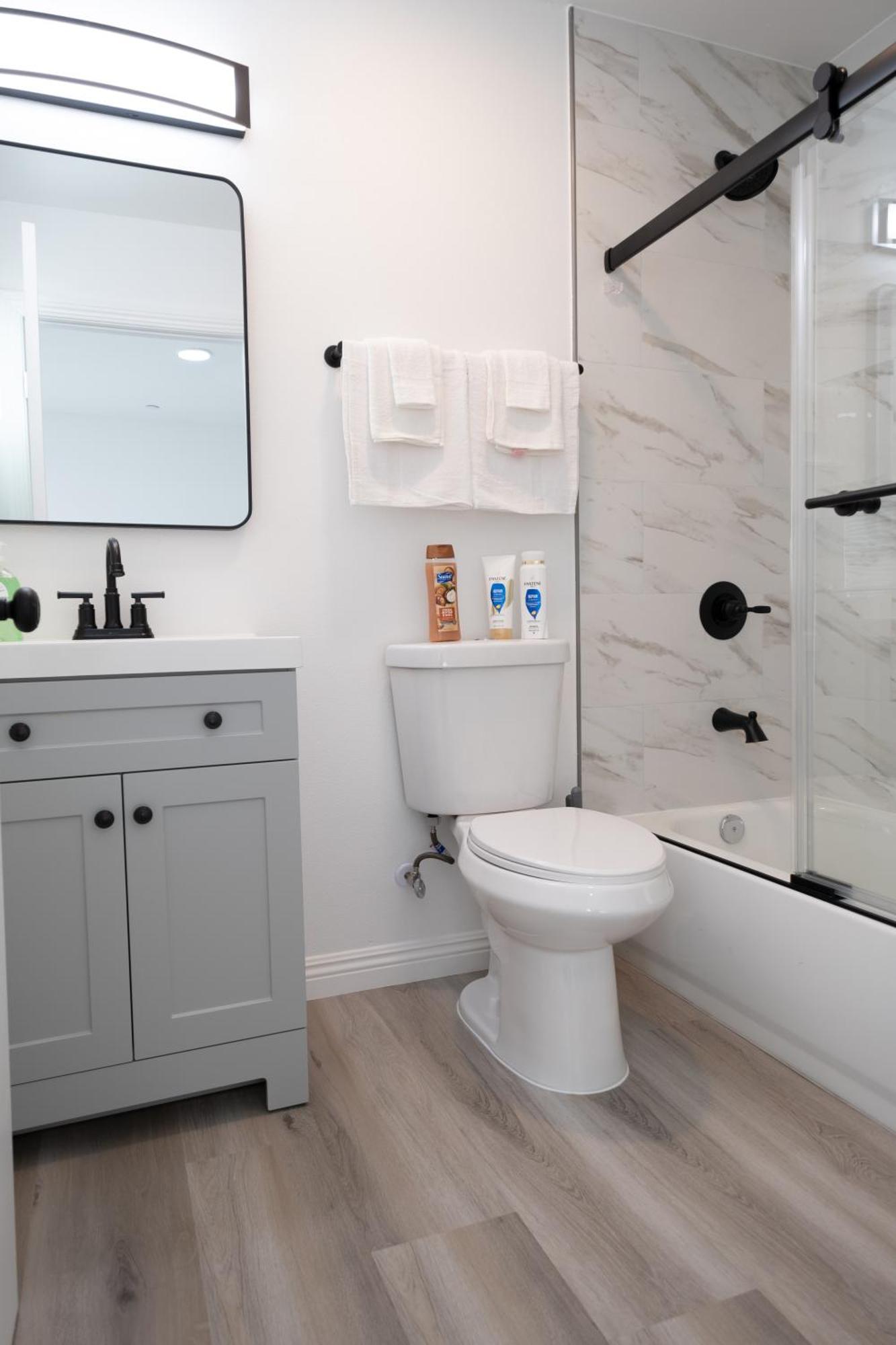 Cozy La Near Usc And Downtown Attractions- Private With Shared Access Hotel Los Angeles
