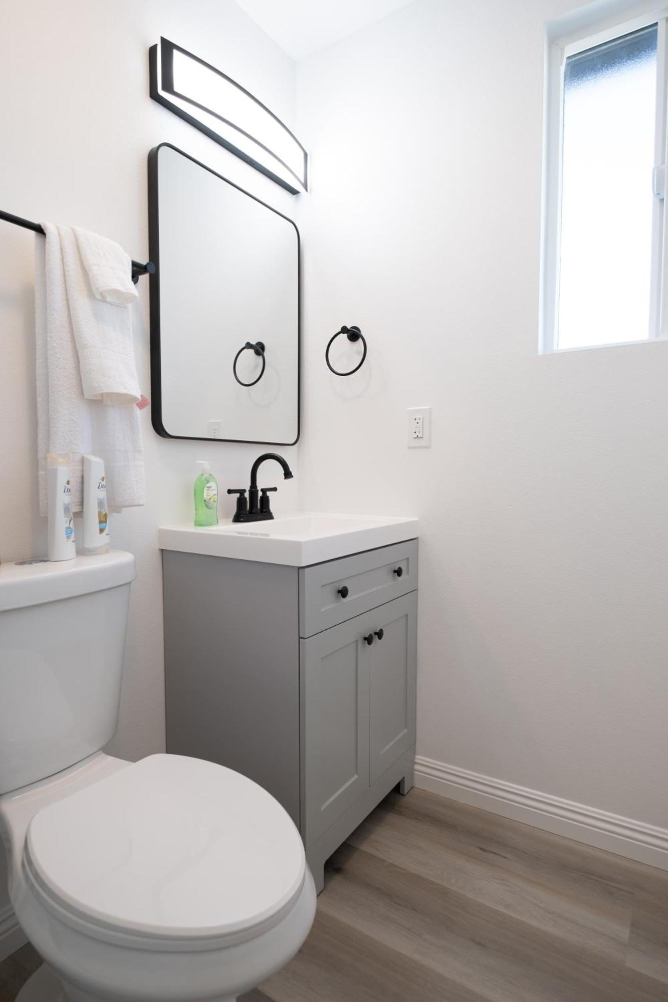 Cozy La Near Usc And Downtown Attractions- Private With Shared Access Hotel Los Angeles