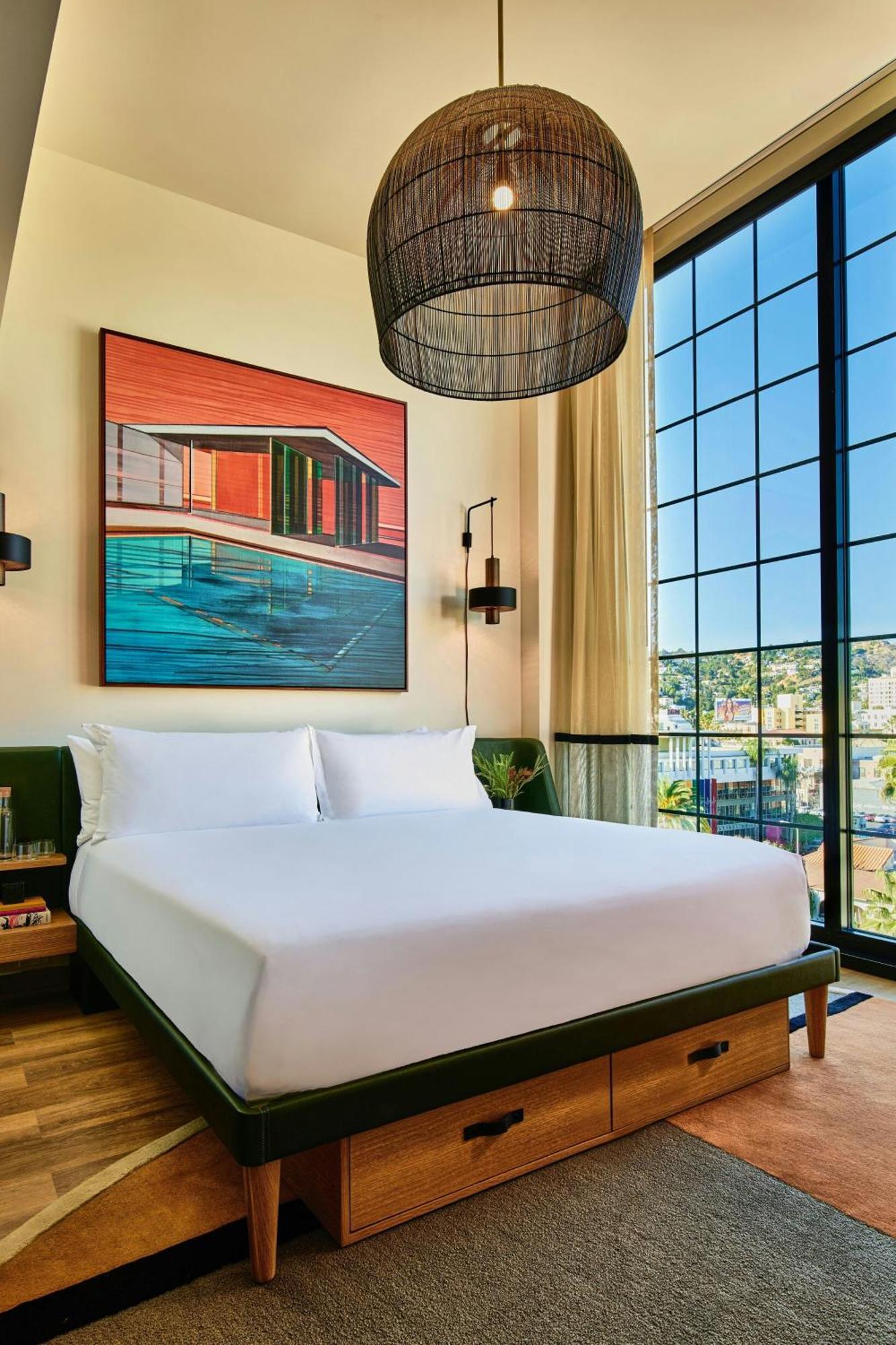 Hollywood Volume, A Tribute Portfolio 4* Los Angeles