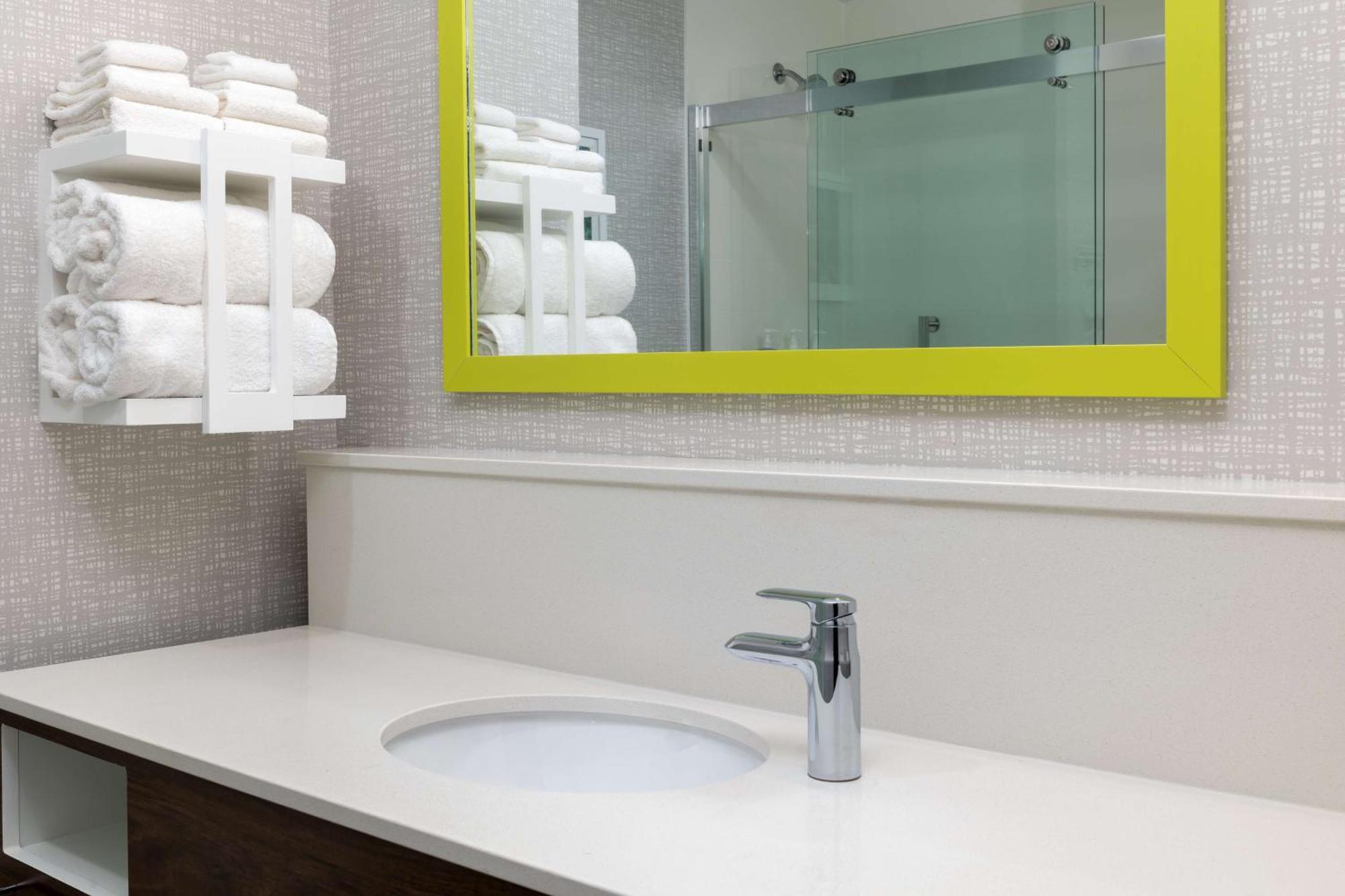 Hotel Hampton & Porter Ranch Angeles