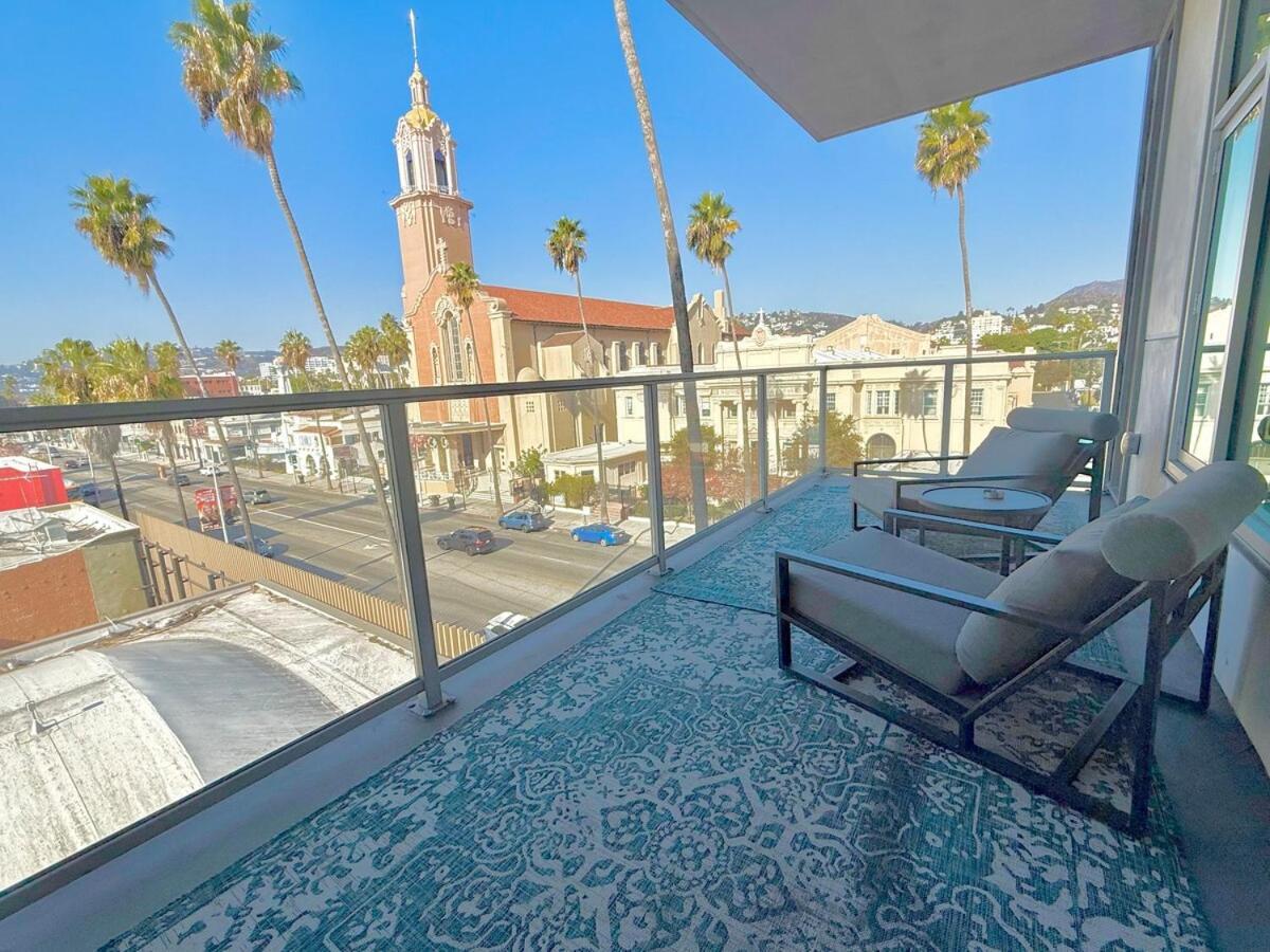 Hollywood Sign View 2 Bed 2 Bath Premium Corner * Los Angeles