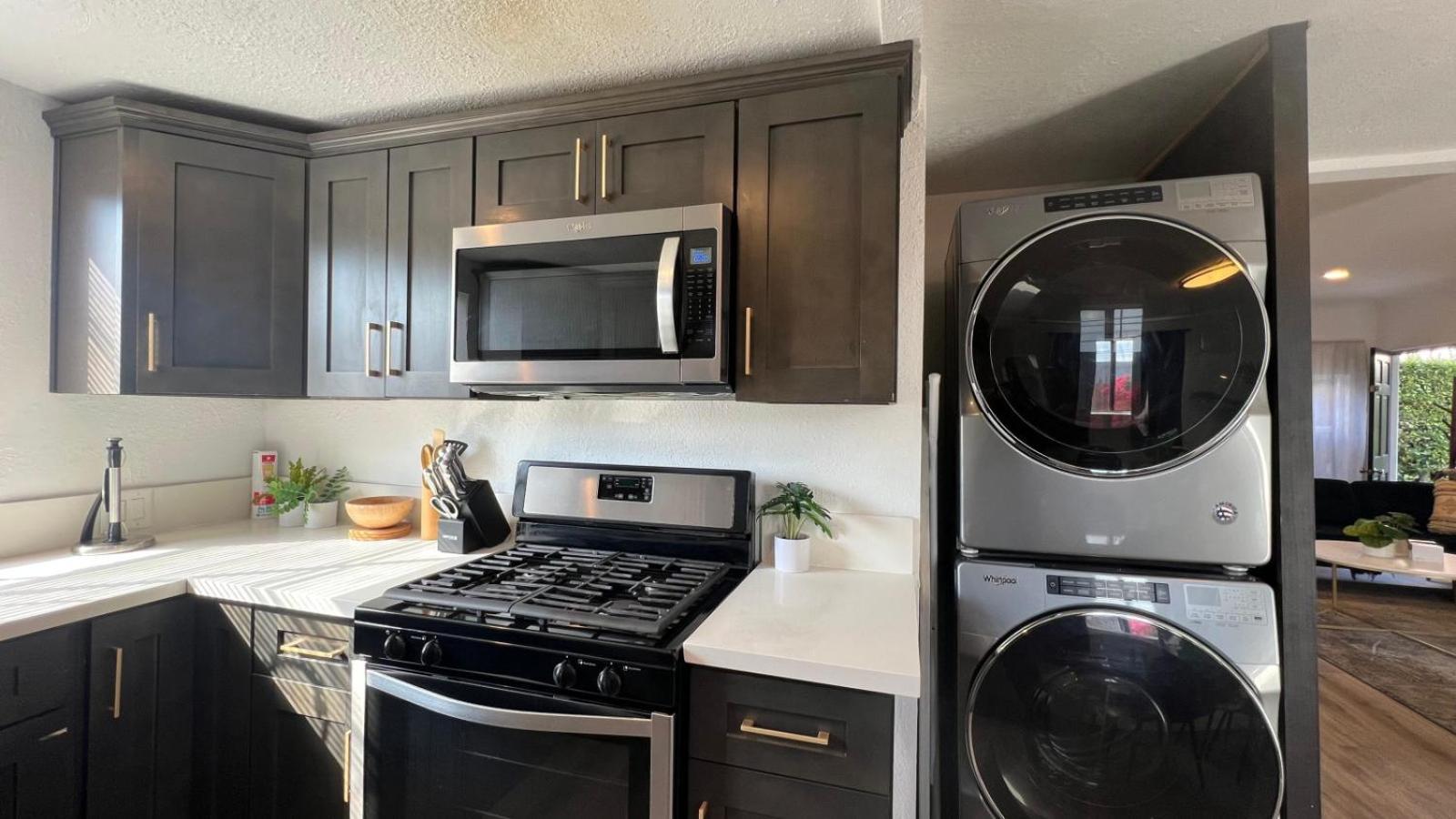 Holiday home Spacious 3br 3ba Private Yard In Culver