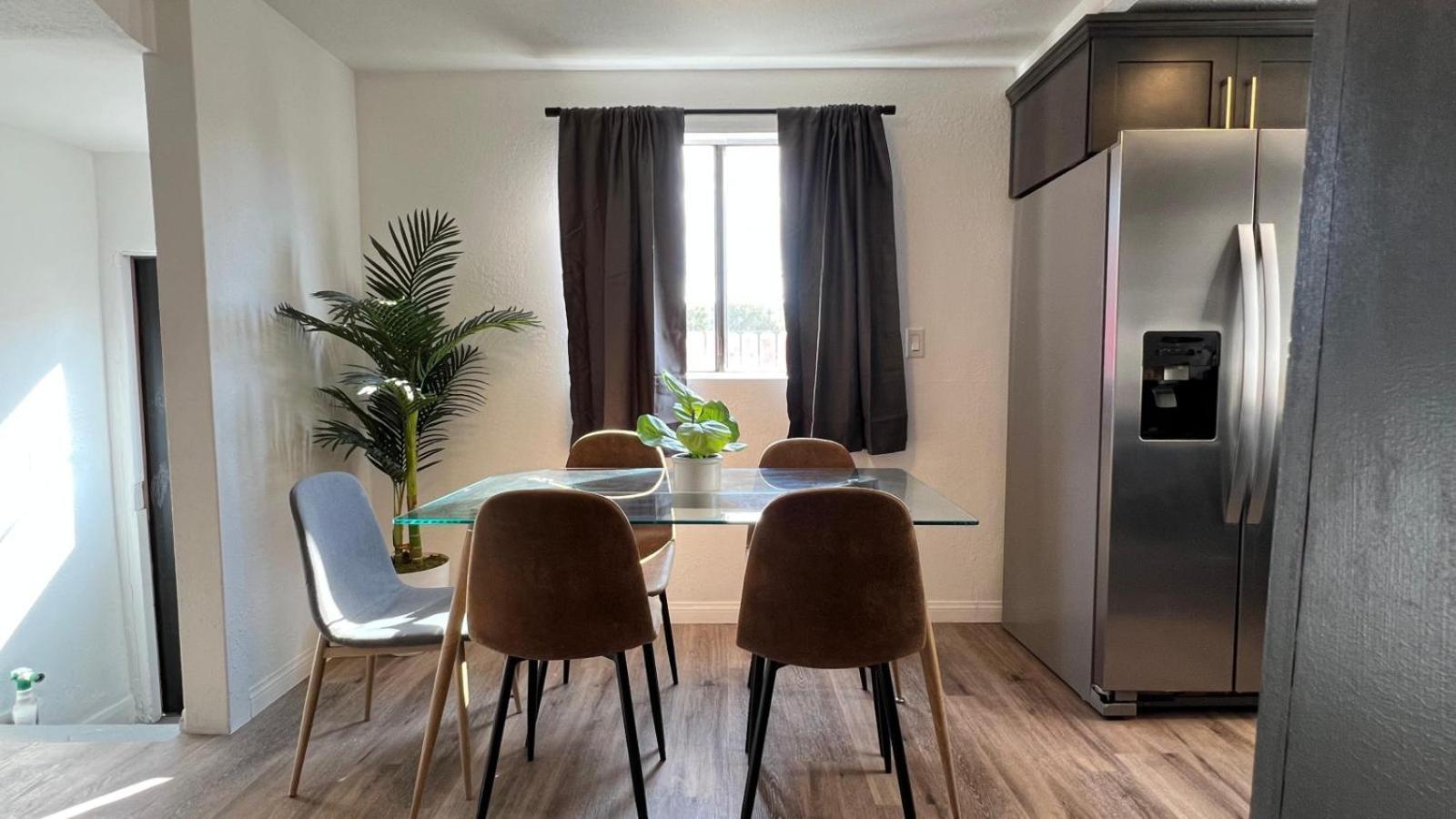 Holiday home Spacious 3br 3ba Private Yard In Culver Los Angeles