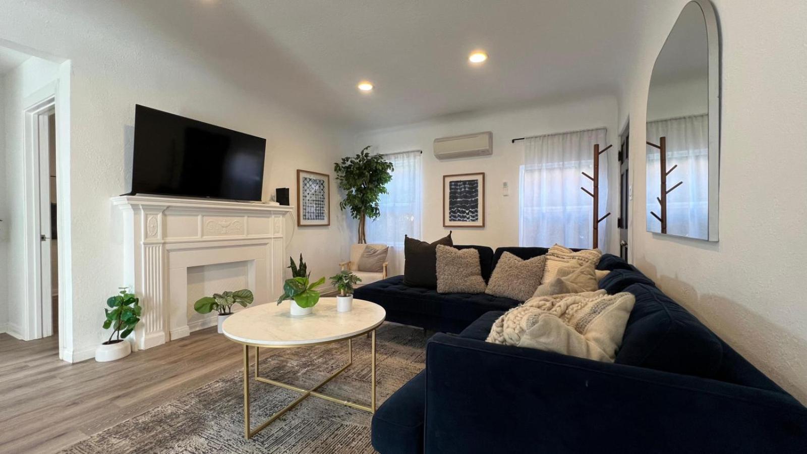 Spacious 3br 3ba Private Yard In Culver Los Angeles