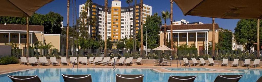 Apartment Large Cozy With Beautiful Views Near The Grove Los Angeles