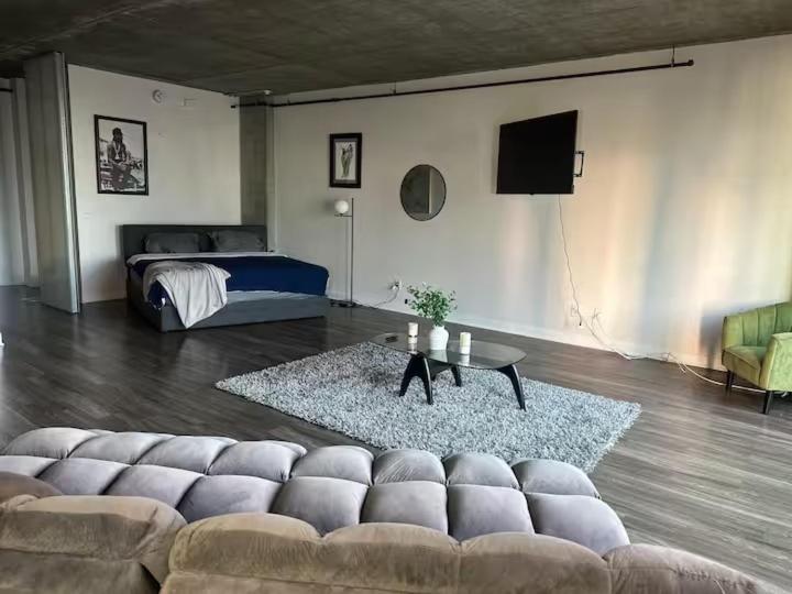 Apartment Downtown La Loft Oasis Artsy Central Located *