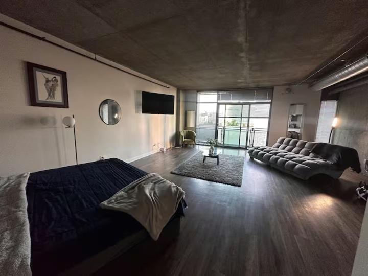 Downtown La Loft Oasis Artsy Central Located Apartment