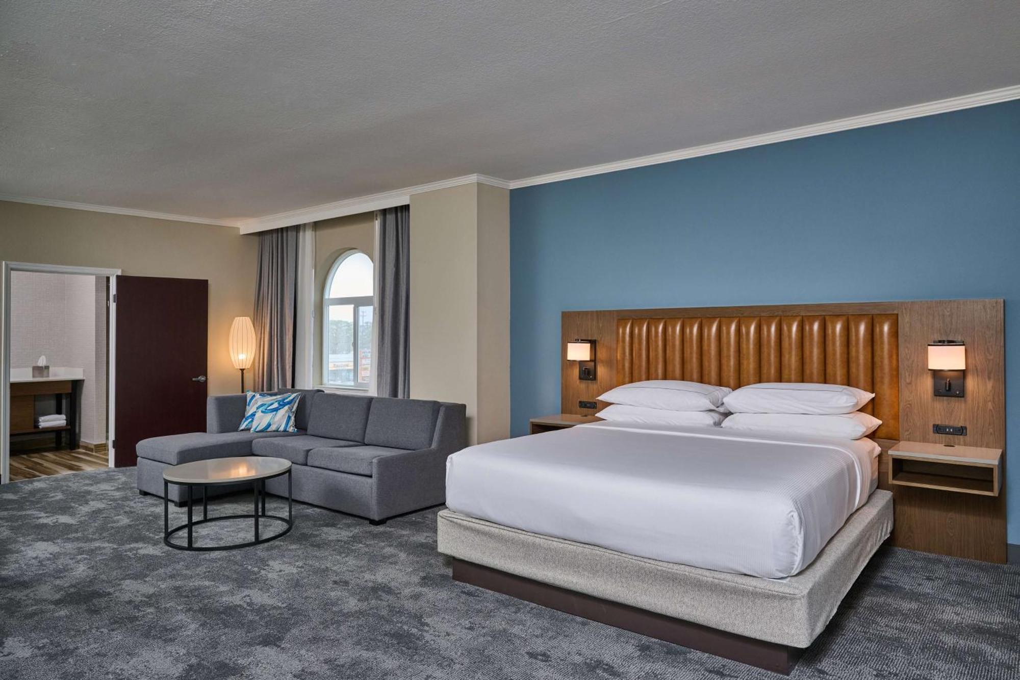 Hotel Doubletree By Hilton Chatsworth Los Angeles