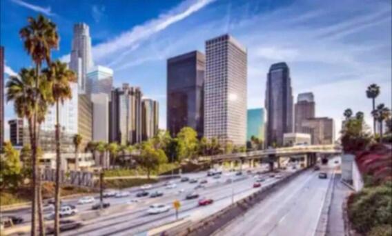 Apartment Beautiful 3br High Risepool, Rooftop Views Los Angeles