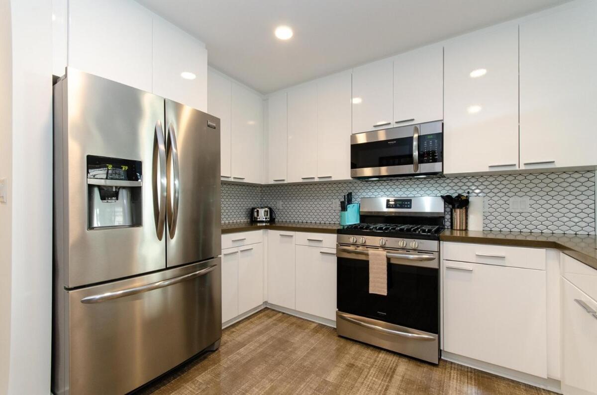 Apartment Beautiful 3br High Risepool, Rooftop Views *
