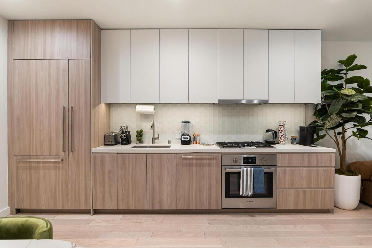 Apartment Luxurious 2-bedroom Retreat In Santa Monica Los Angeles