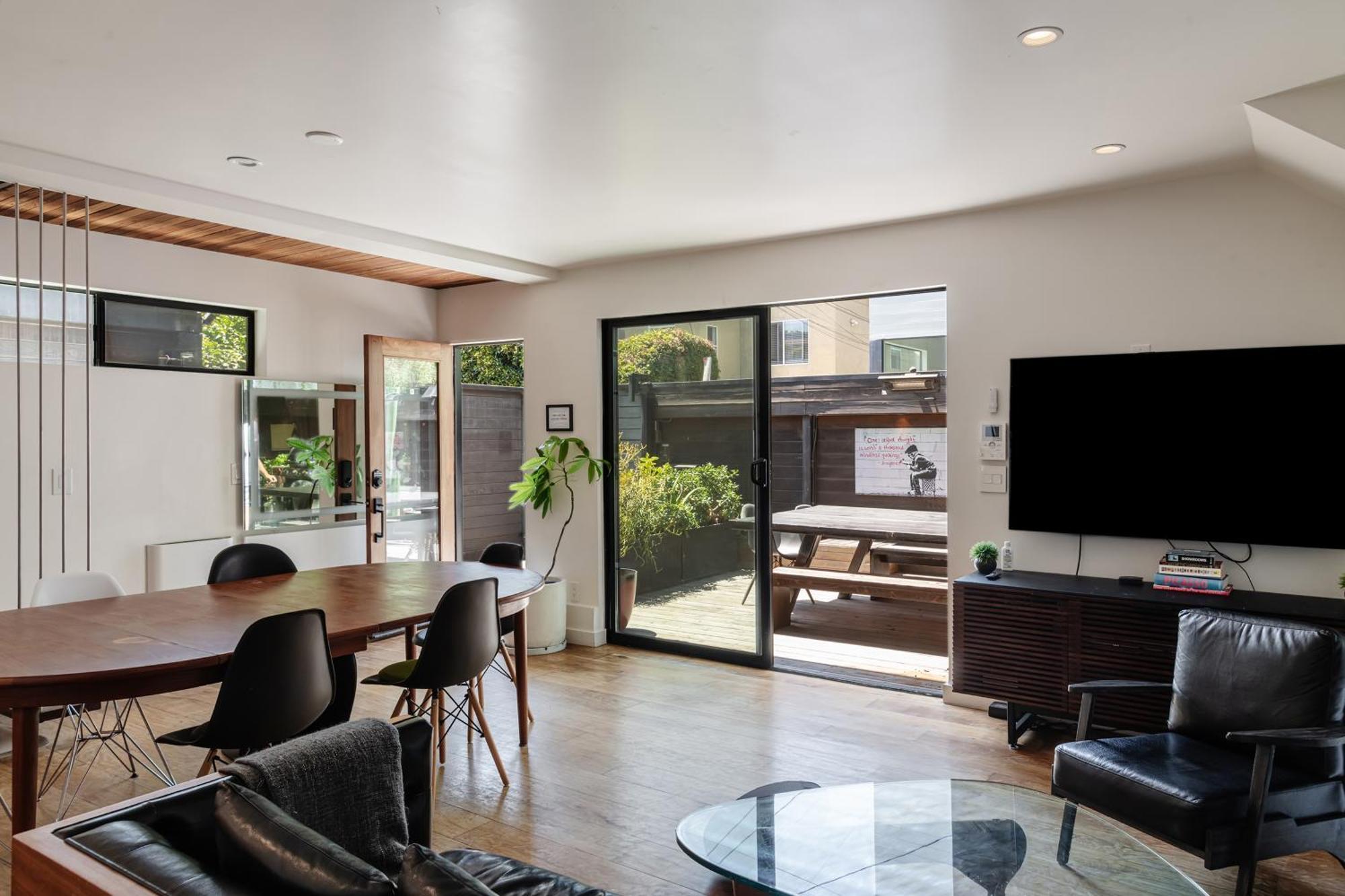 Casa de férias Skydeck House In Venice With Rooftop, Parking, 2bd, 2bath, Steam Sauna Los Angeles