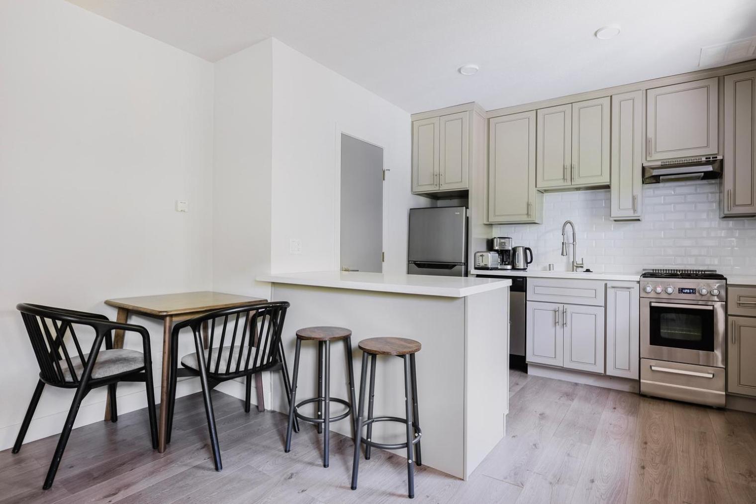Apartment Blueground Mar Vista Nr Venice Wd Lax-1326