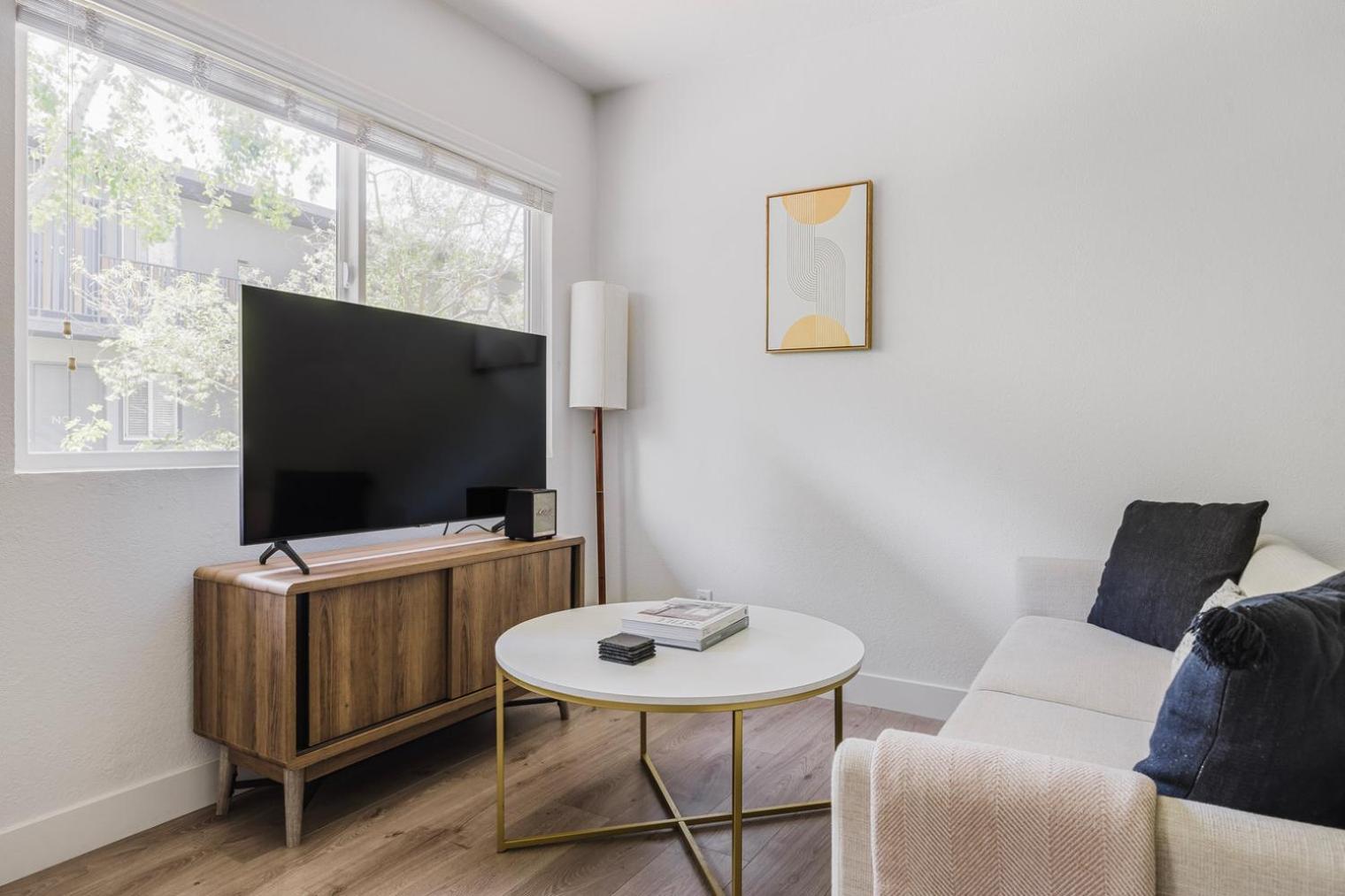 Blueground Mar Vista Nr Venice Wd Lax-1326 Apartment *