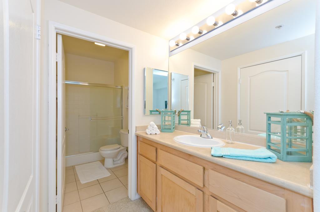 Popular Downtown La Bellagio Apartment *