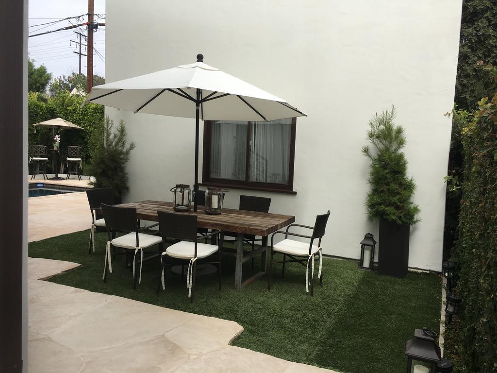Villa Selby Ave Los Angeles