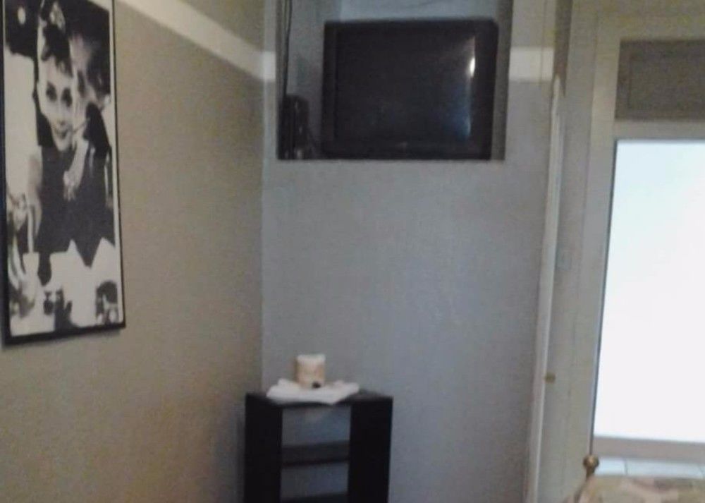 Monterey Dream Hotel 4*