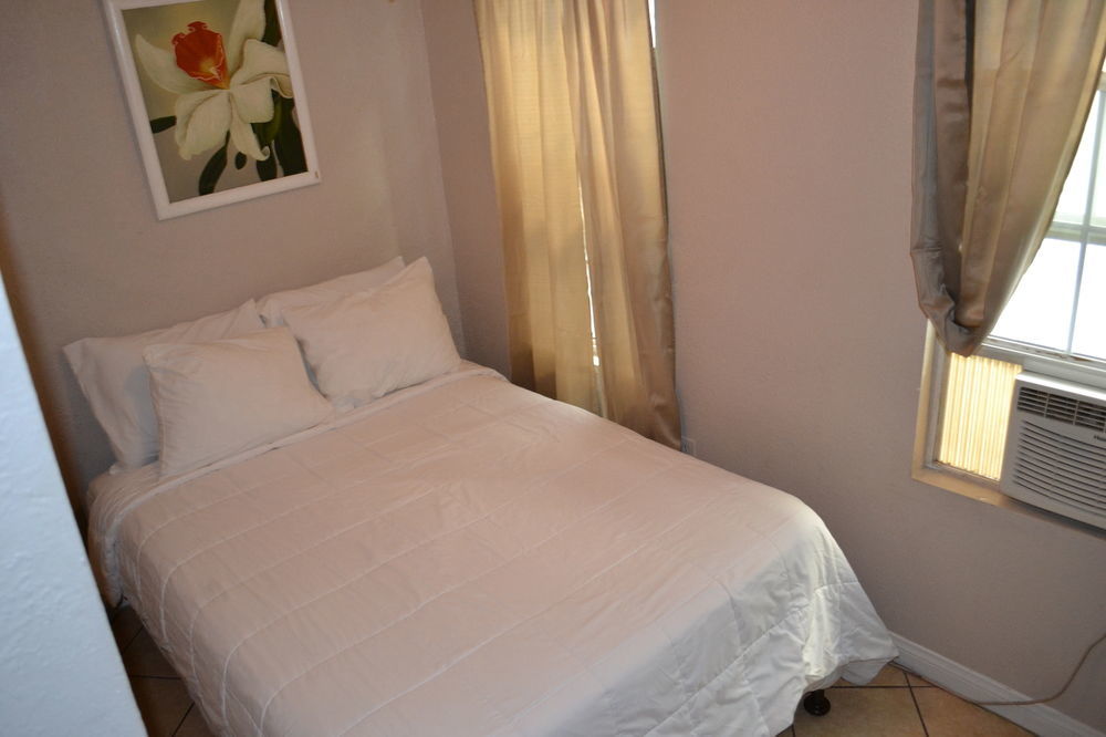 Monterey Dream 4* Los Angeles