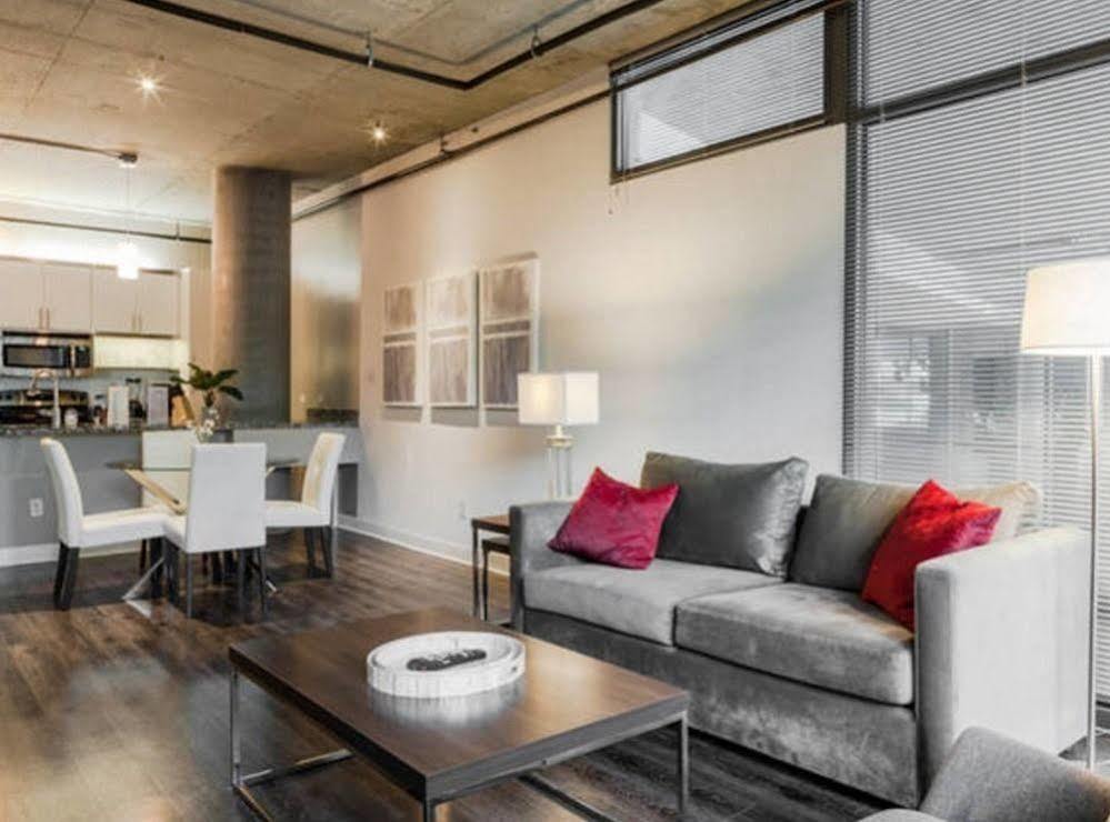 Corporate Suites Downtown In The Heart Of La