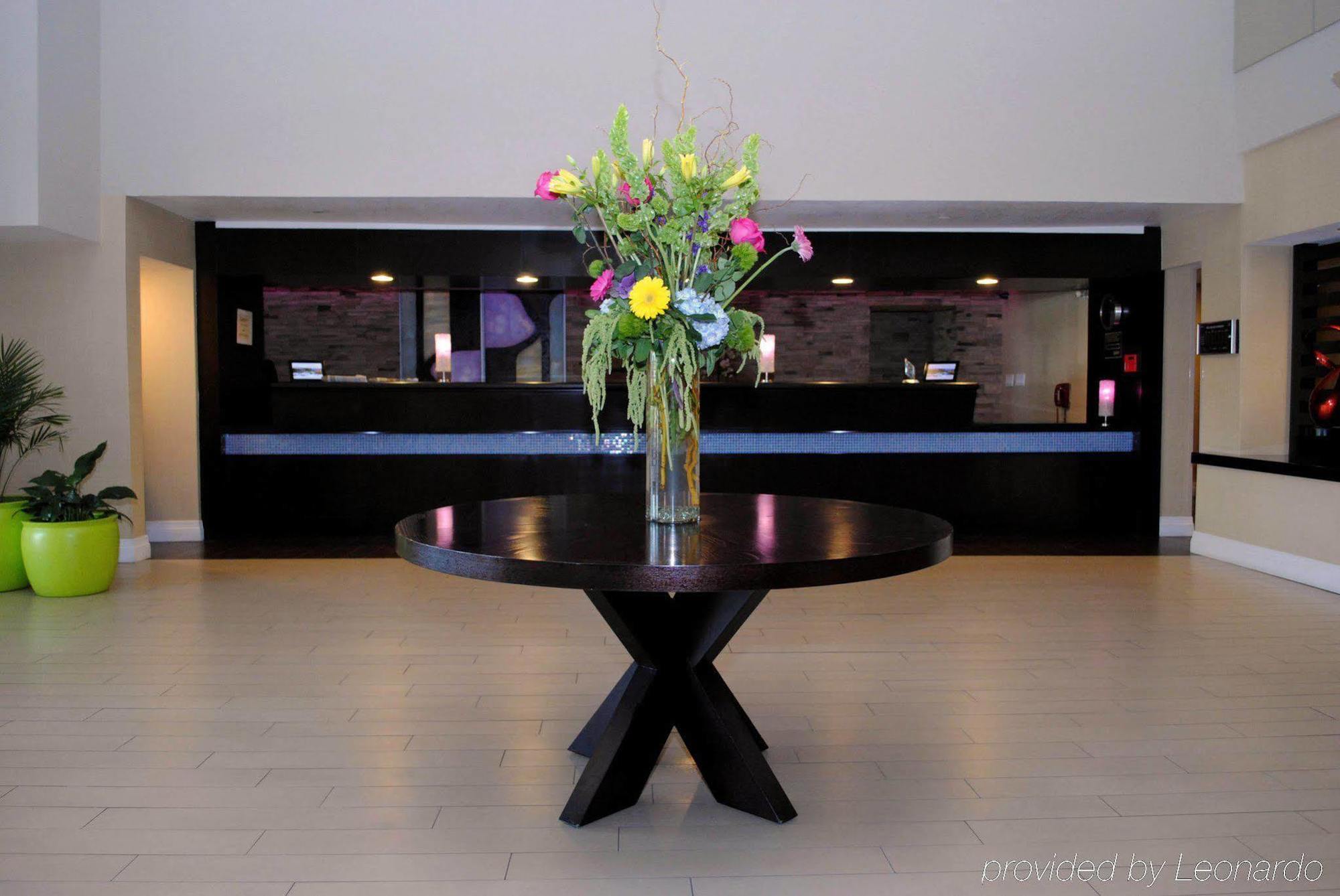 Doubletree By Hilton Chatsworth Hotel 3*